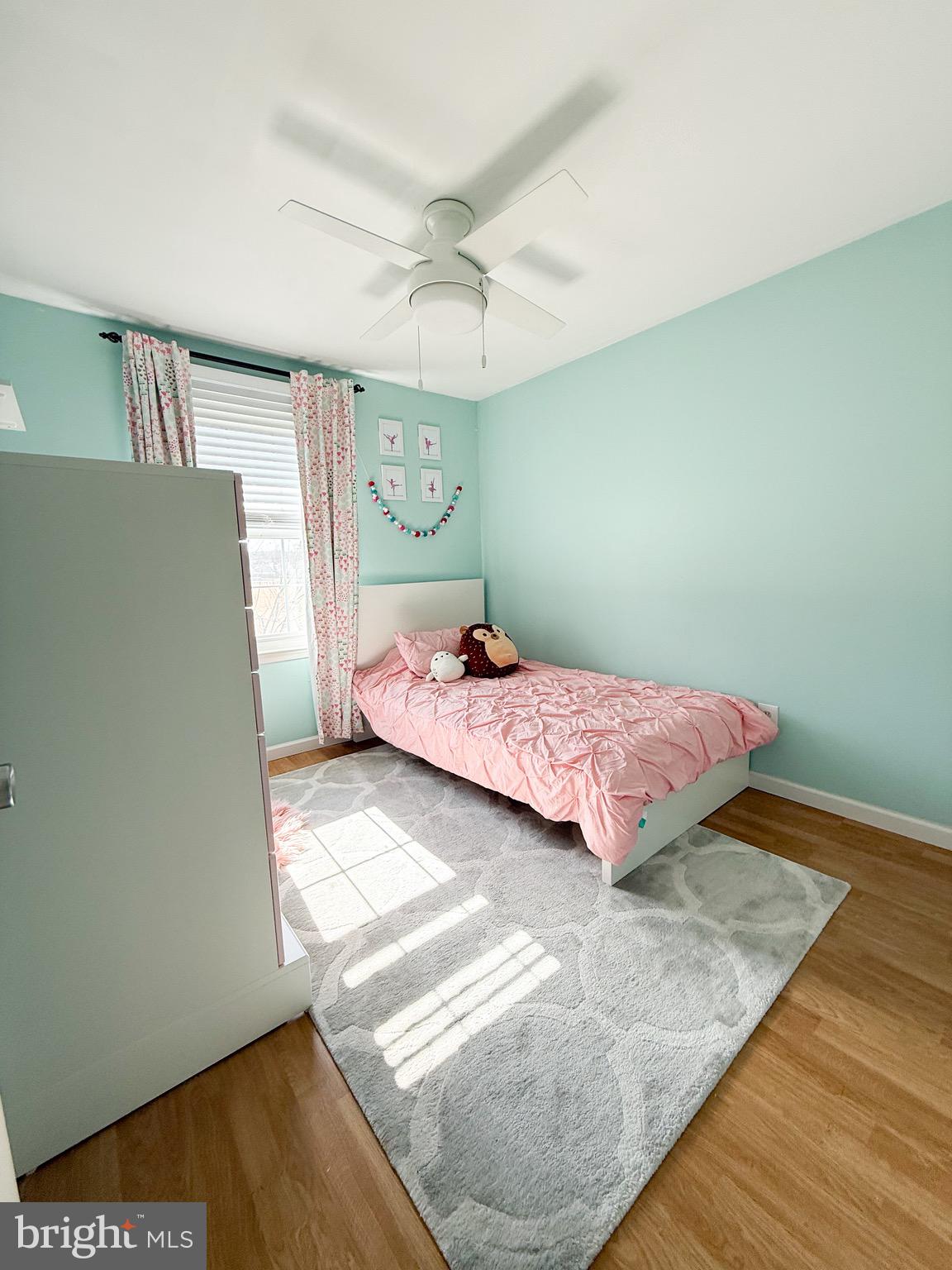 KINGS COURT - Residential