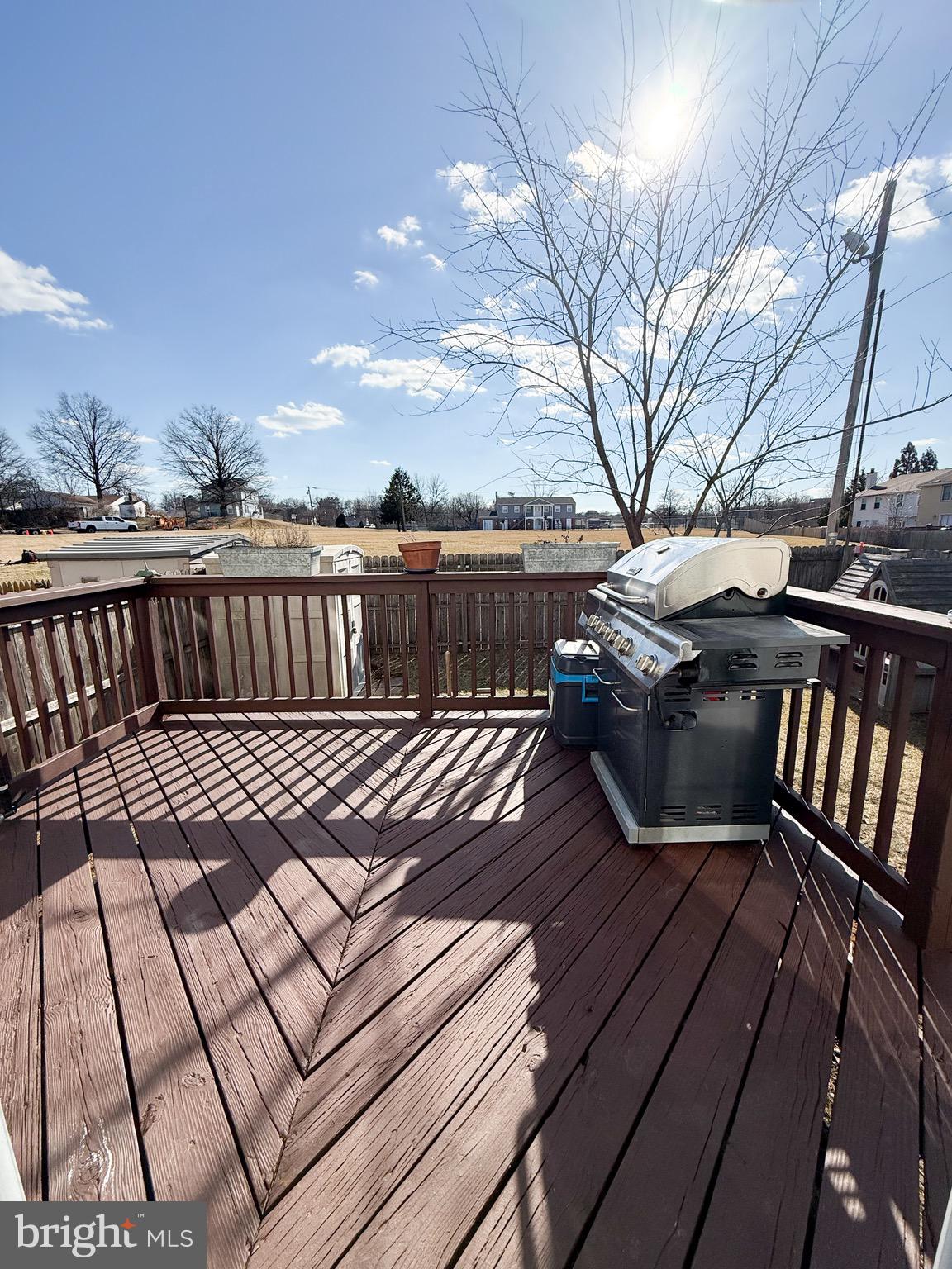 KINGS COURT - Residential