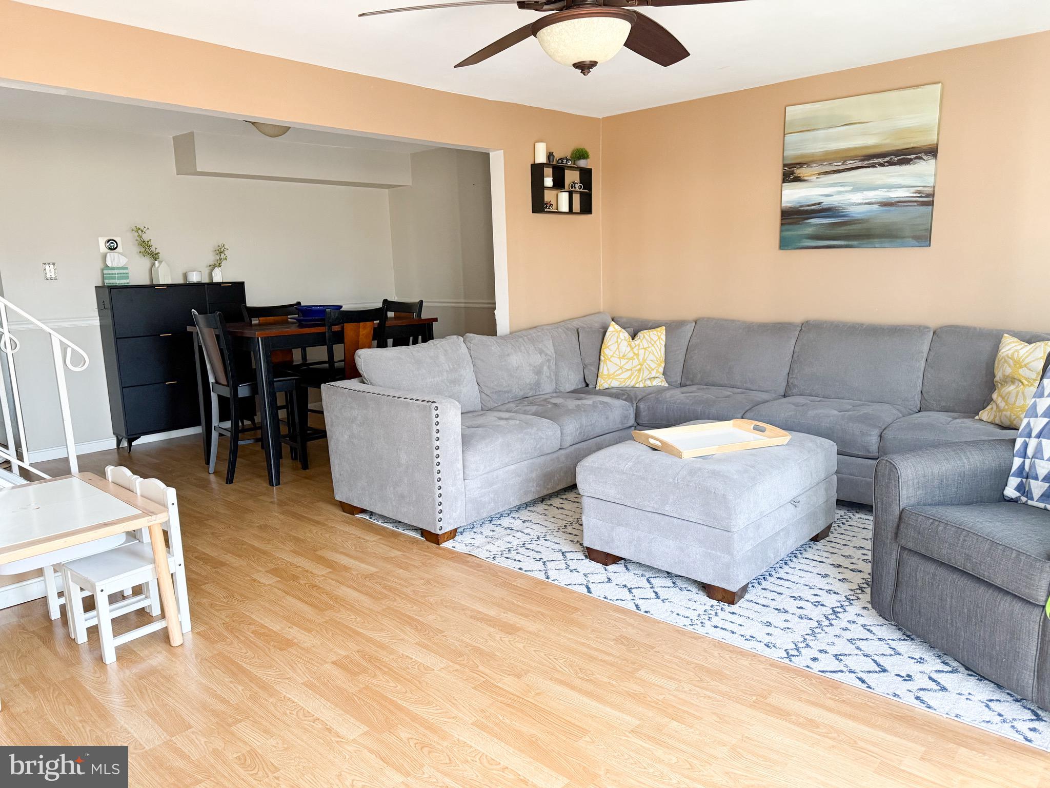 KINGS COURT - Residential