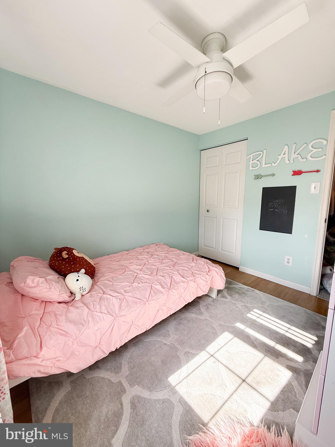 KINGS COURT - Residential