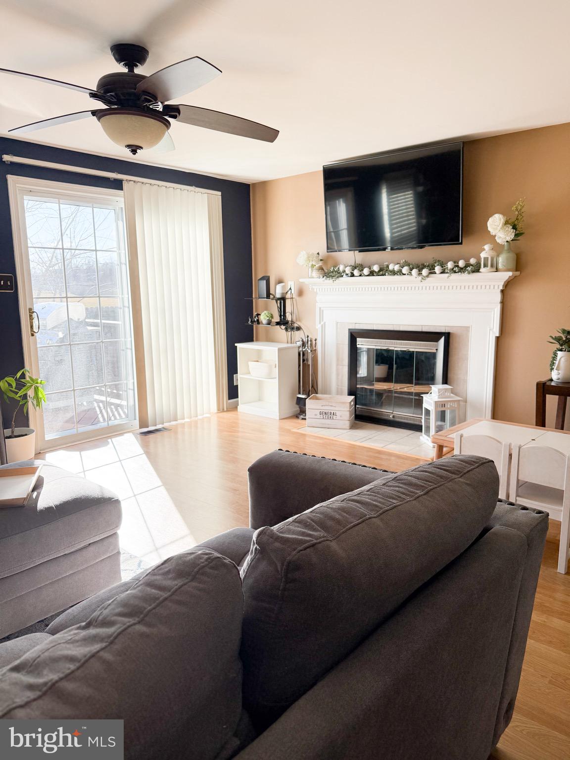 KINGS COURT - Residential