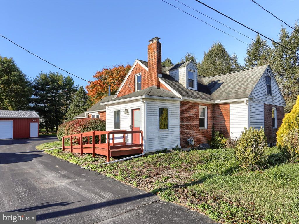 Photo of 107 Hogestown Rd, MECHANICSBURG, PA 17050 (MLS # PACB2047944)