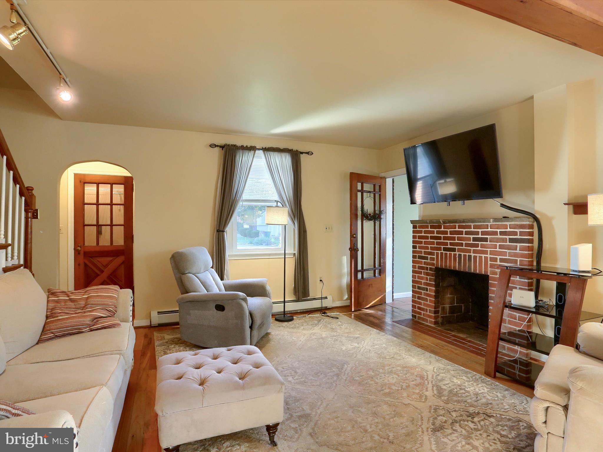 107 HOGESTOWN ROAD