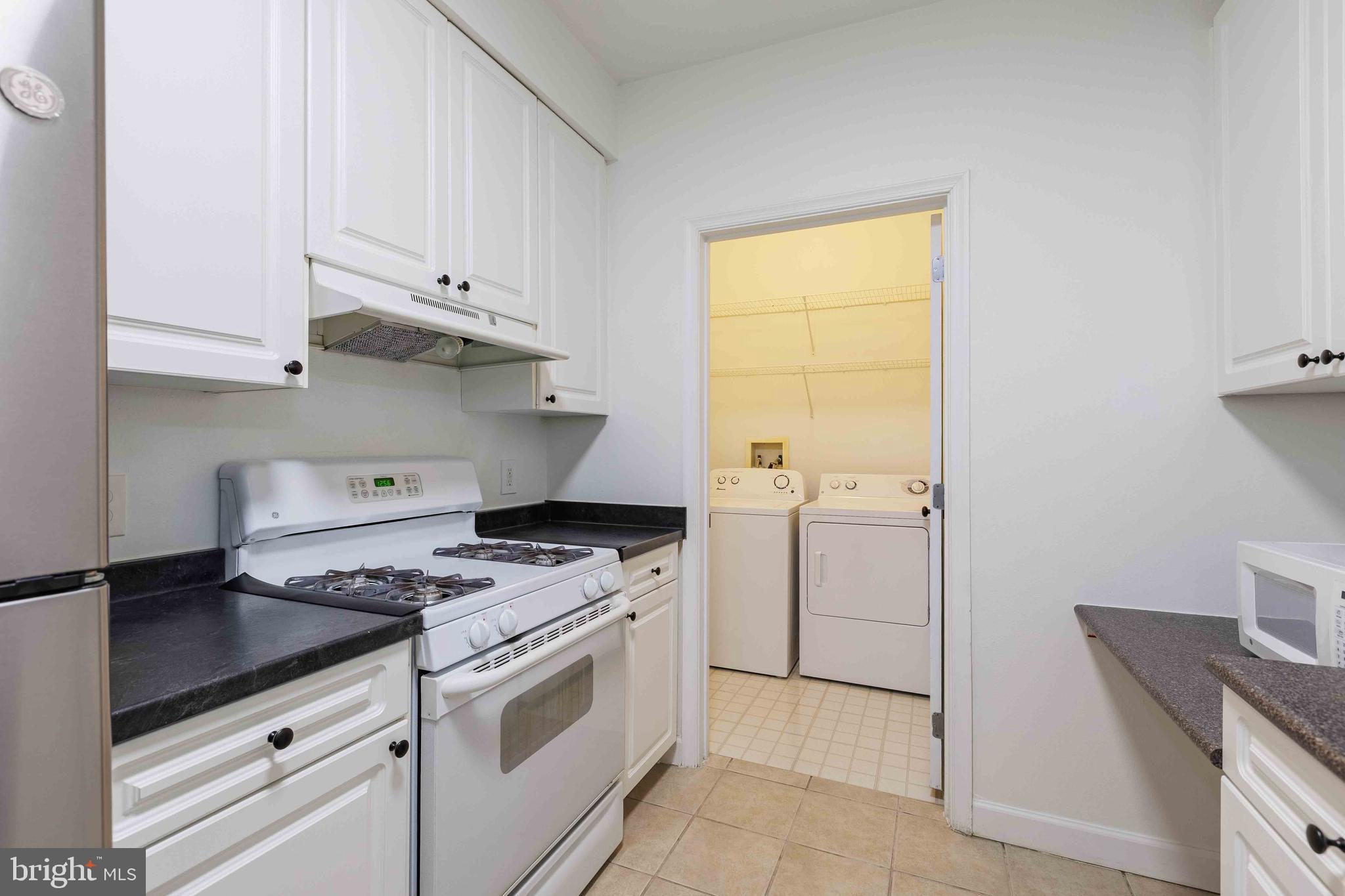 FITZ AT ROCKVILLE TOWN C - Residential