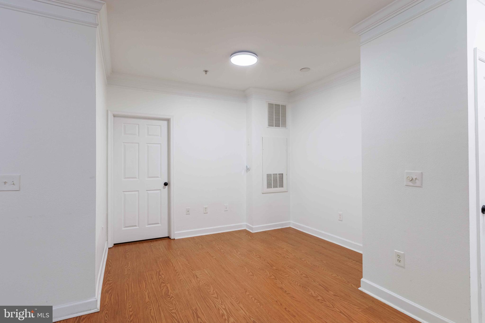 FITZ AT ROCKVILLE TOWN C - Residential