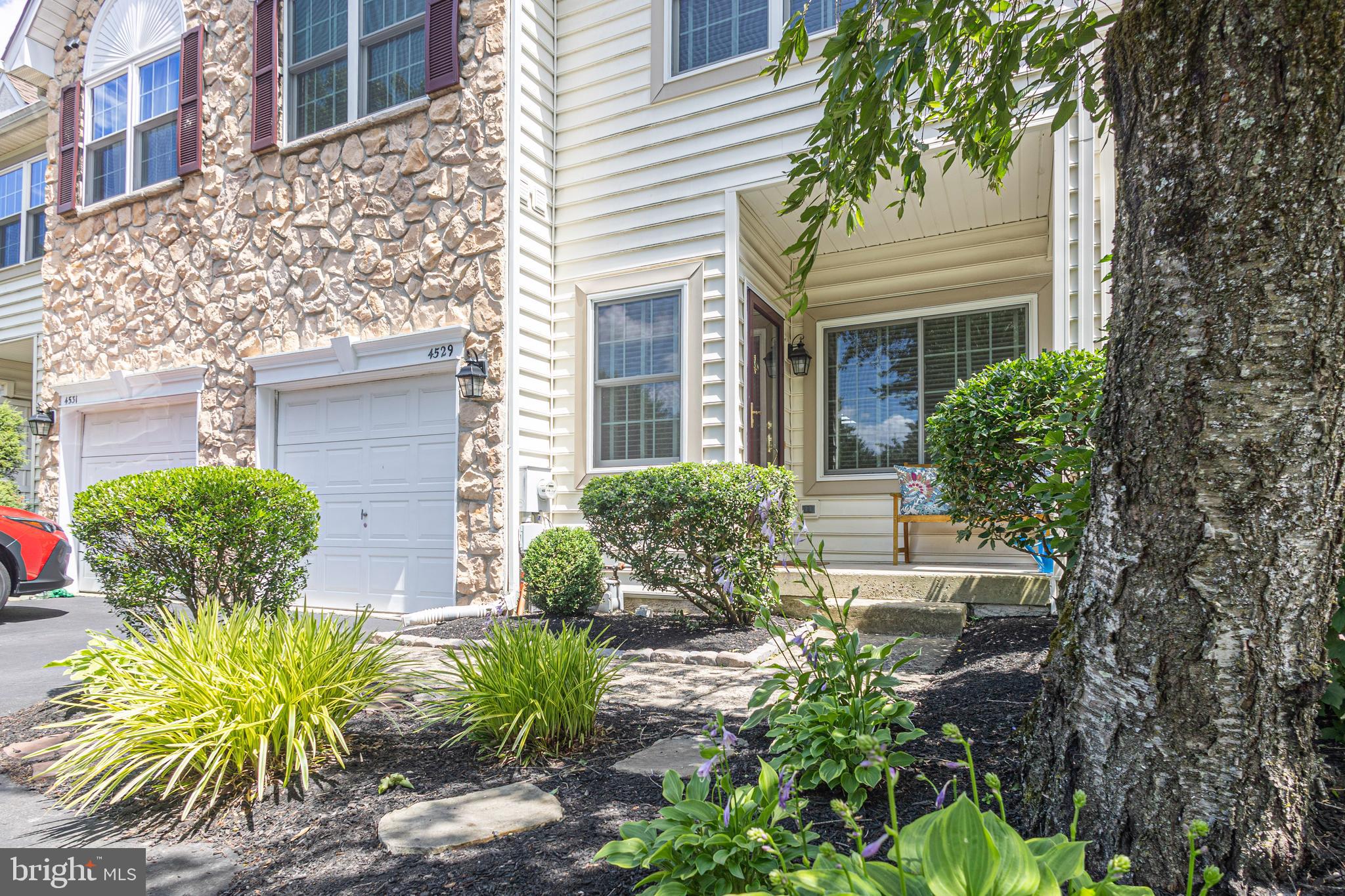 4529 OLD OAK ROAD