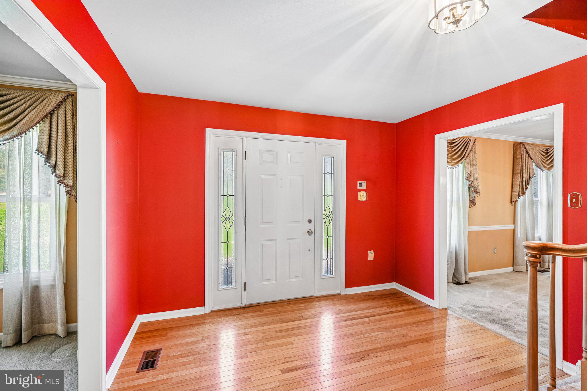 4 JONATHAN MORRIS CIRCLE