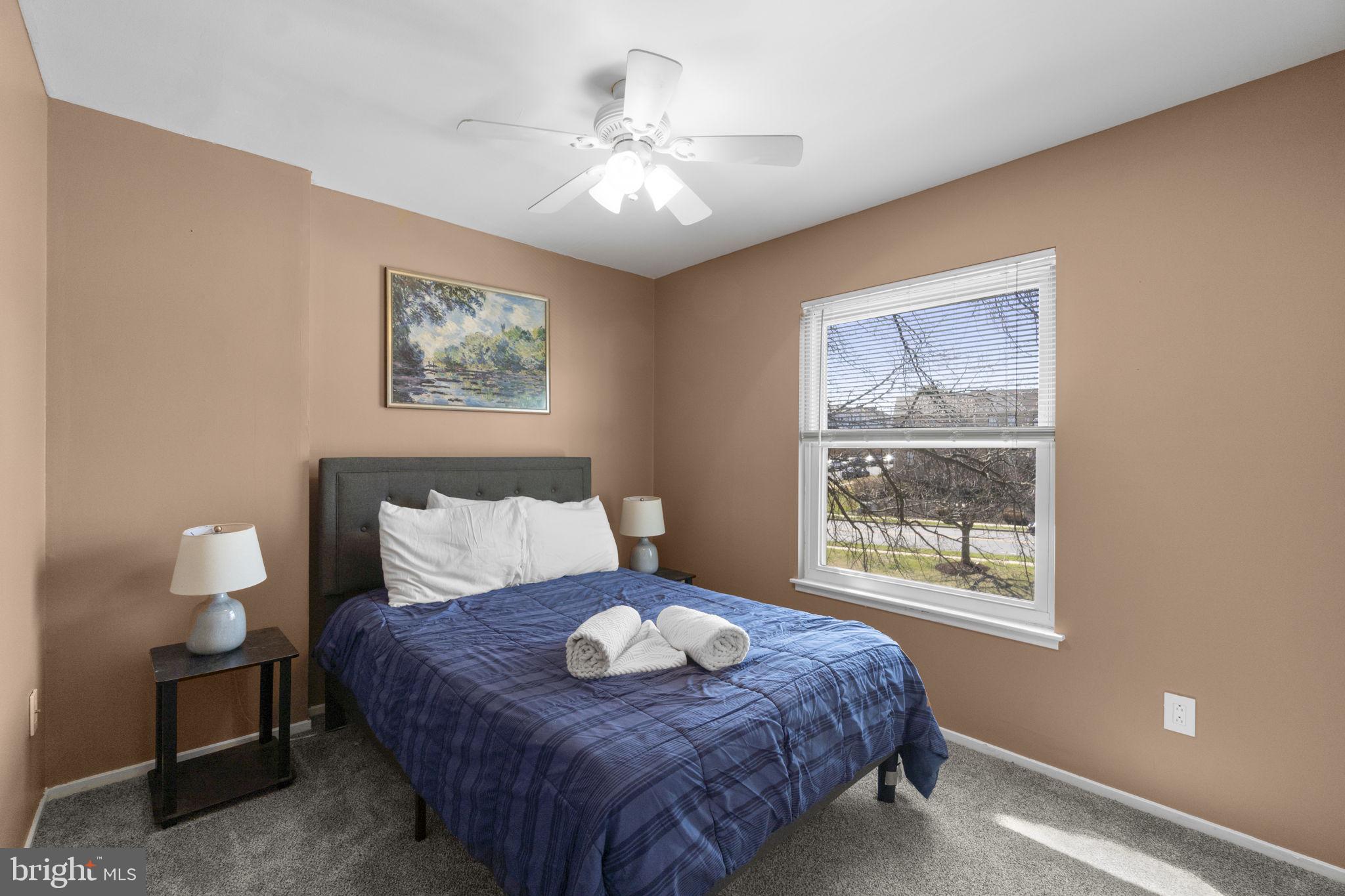 HILLCREST ORCHARDS - Residential