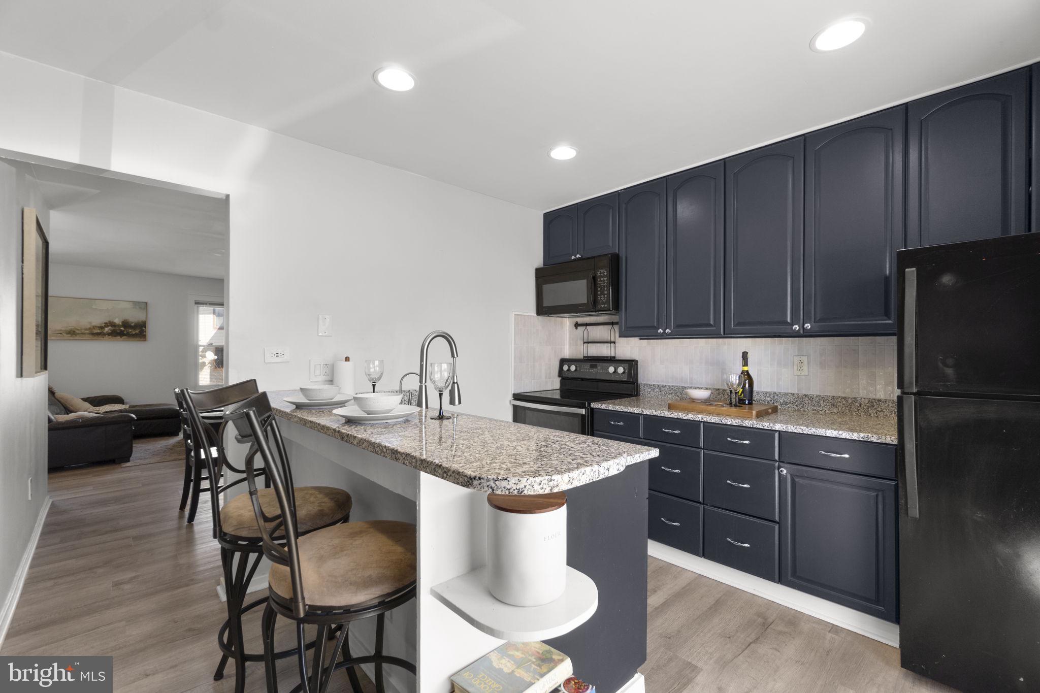 HILLCREST ORCHARDS - Residential