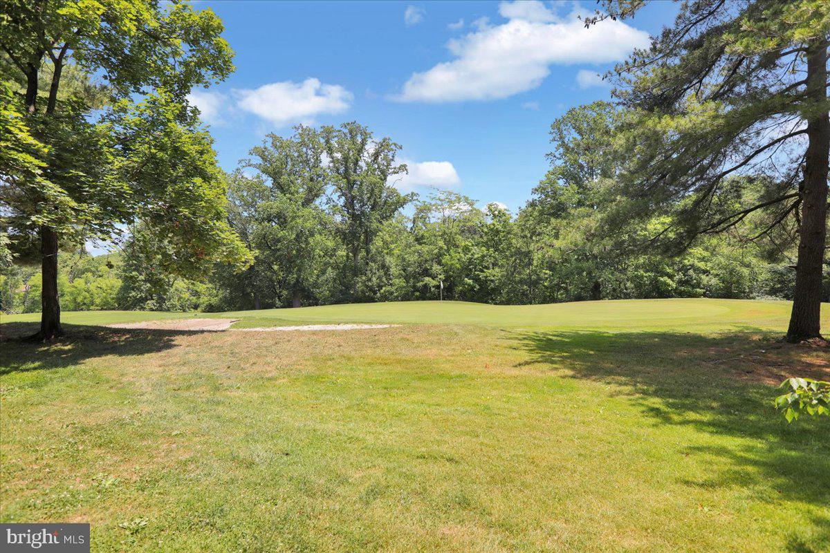 FLYING HILLS - Residential