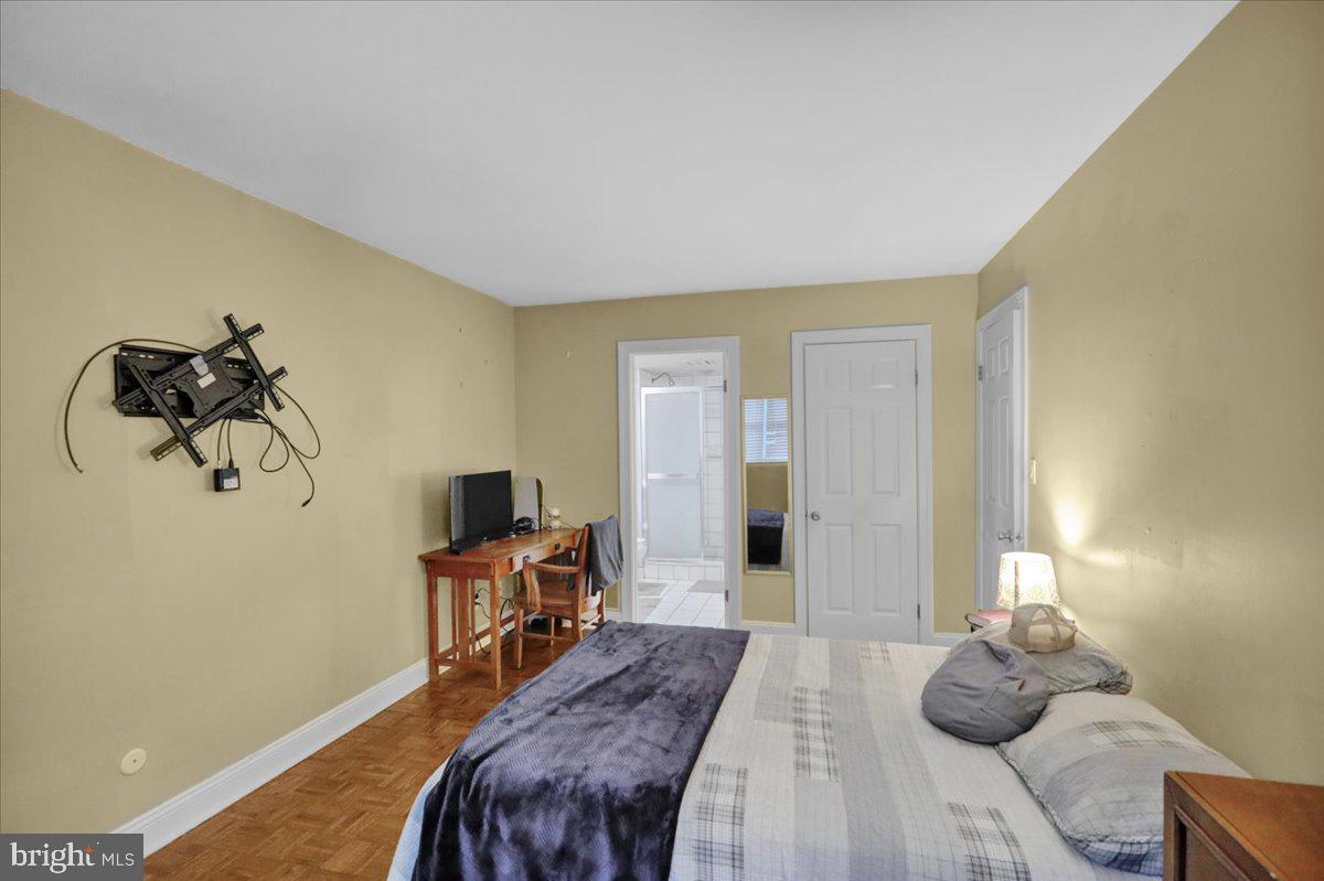 FLYING HILLS - Residential