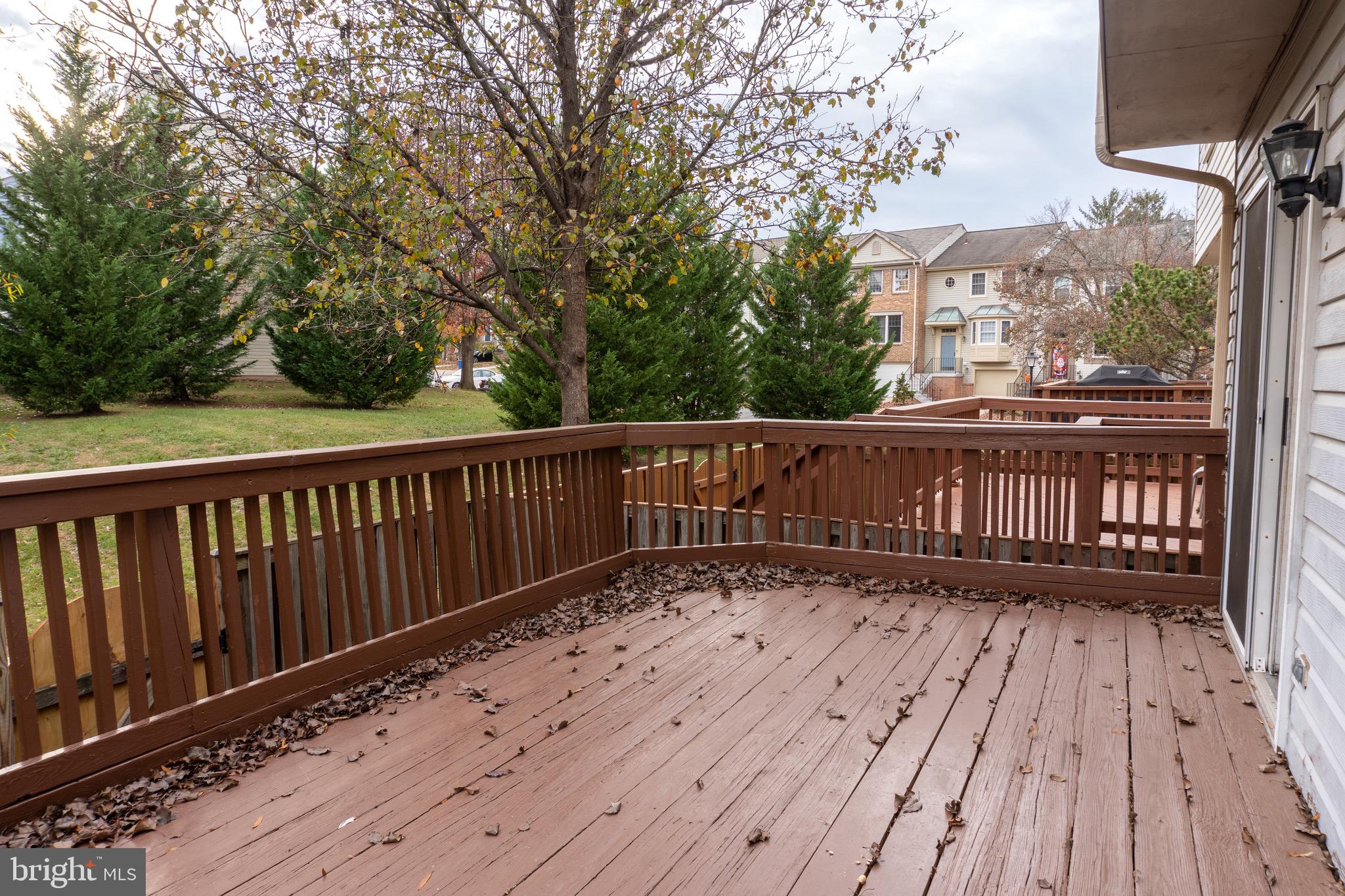 FOX CREEK - Residential