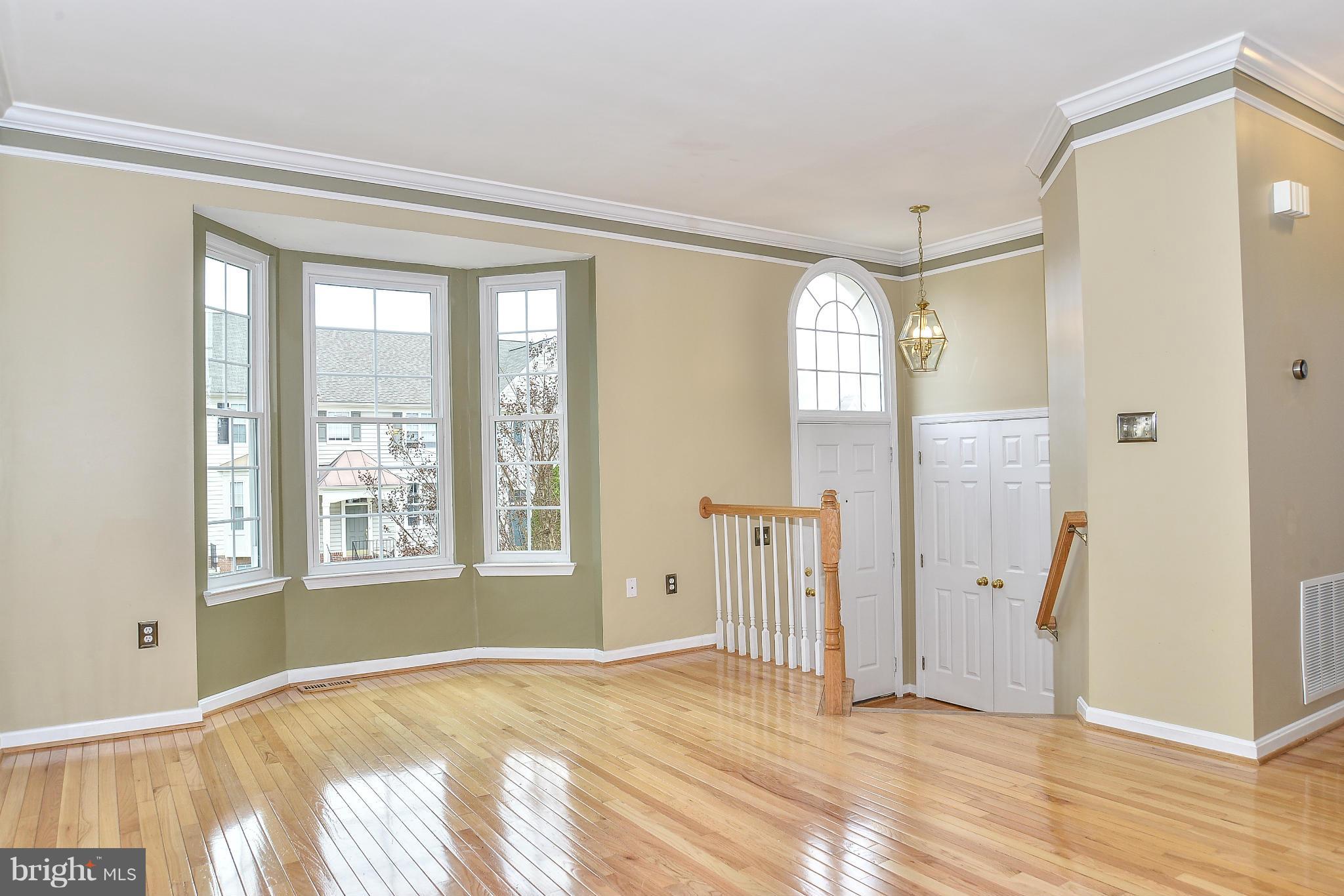 ASHBURN FARM - Residential