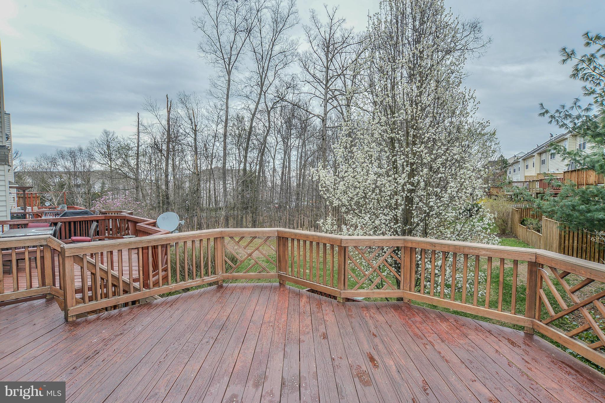 ASHBURN FARM - Residential