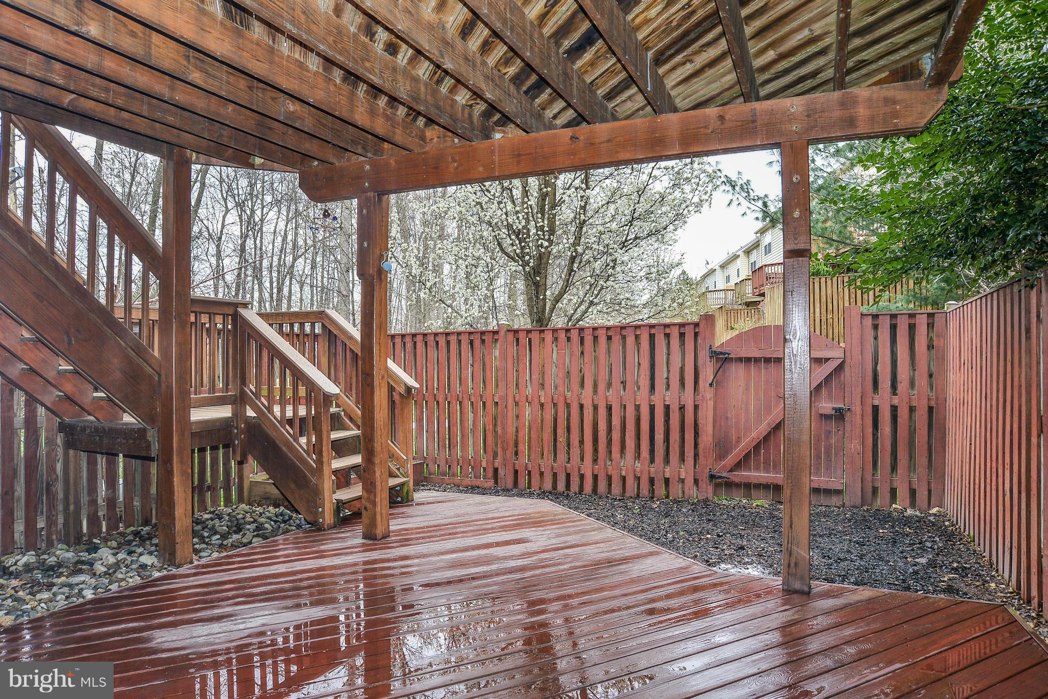 ASHBURN FARM - Residential