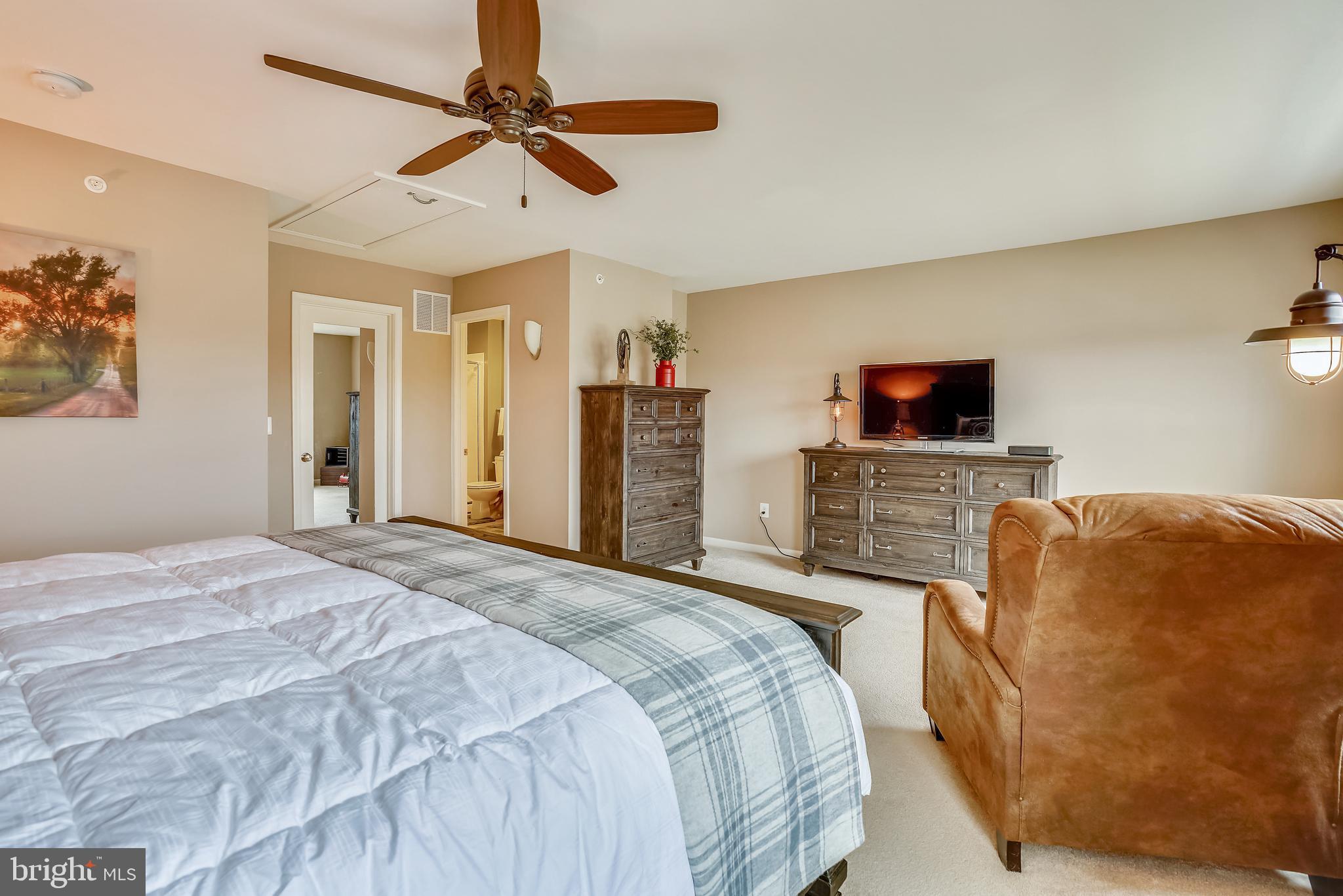 RESERVOIR RIDGE - Residential