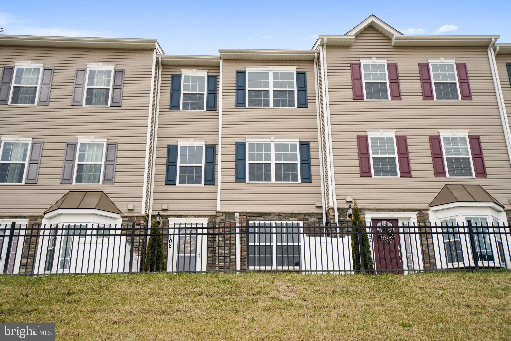 RESERVOIR RIDGE - Residential