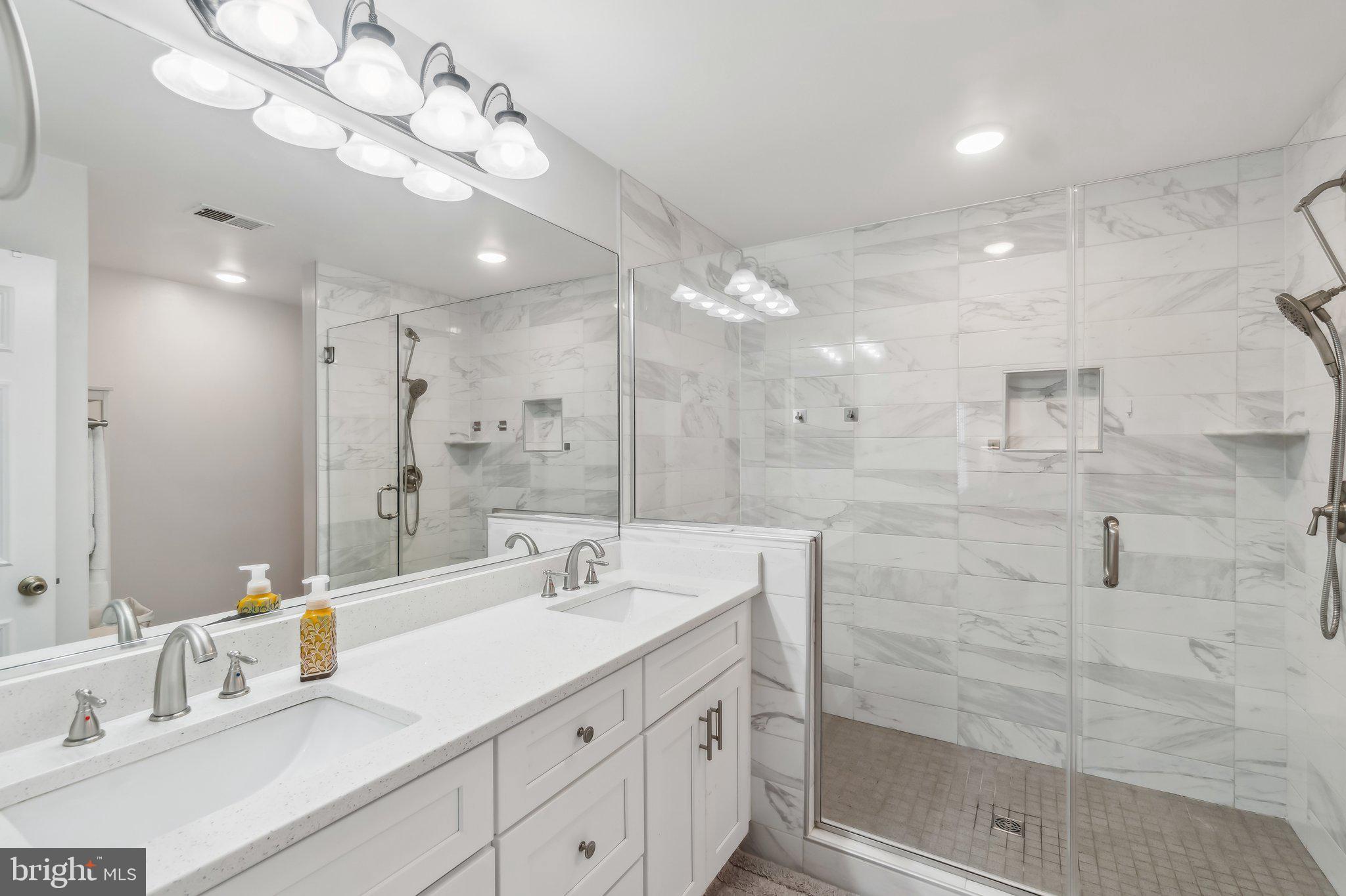 WESTLEIGH - Residential