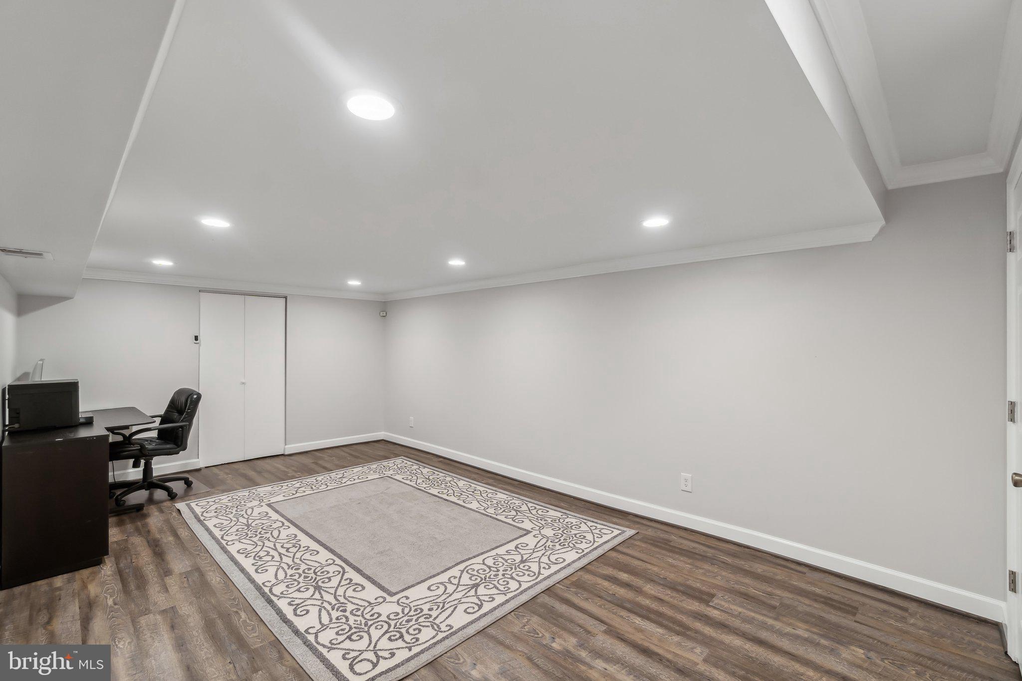 WESTLEIGH - Residential