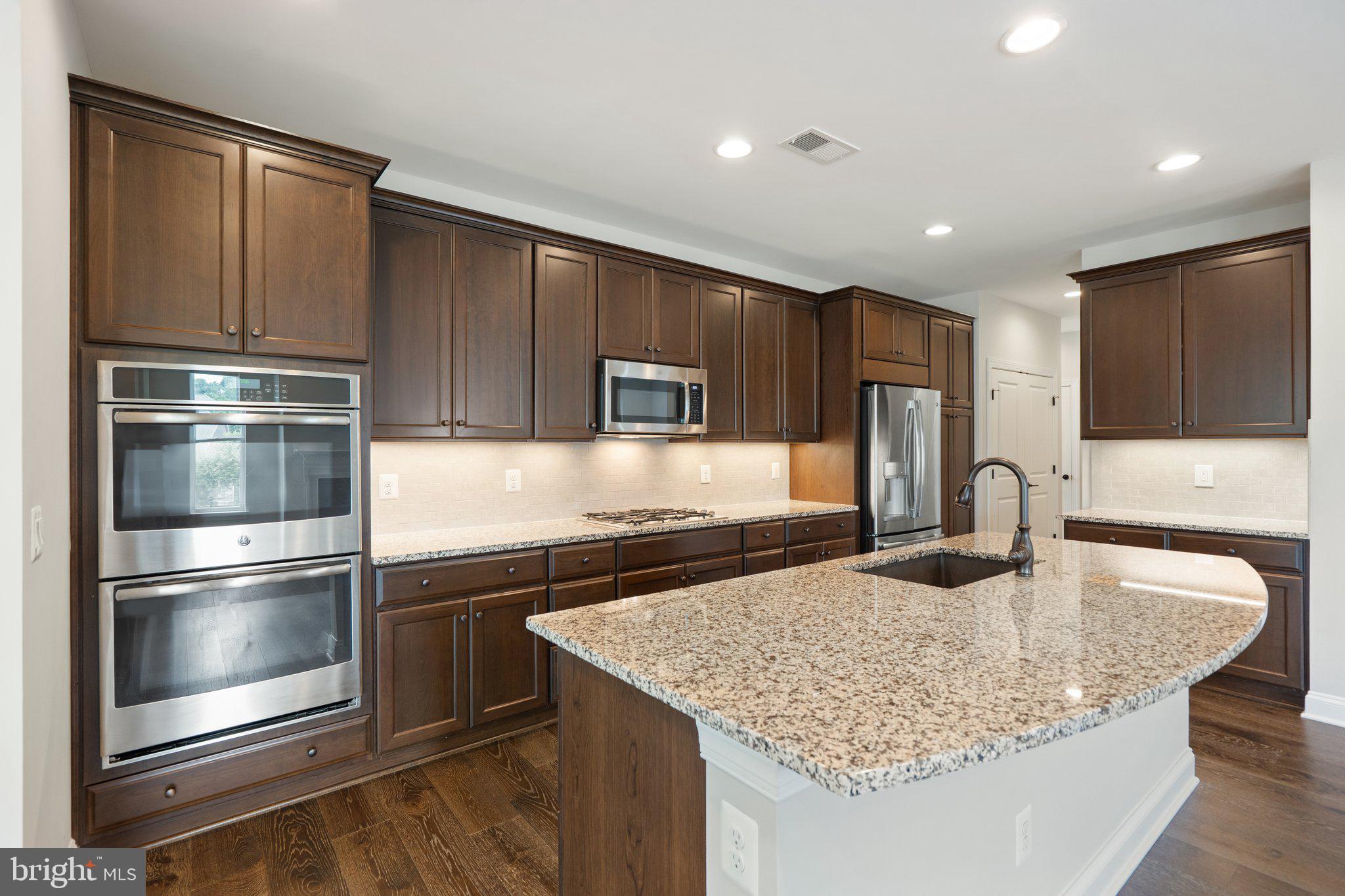 116 GROSBEAK COURT