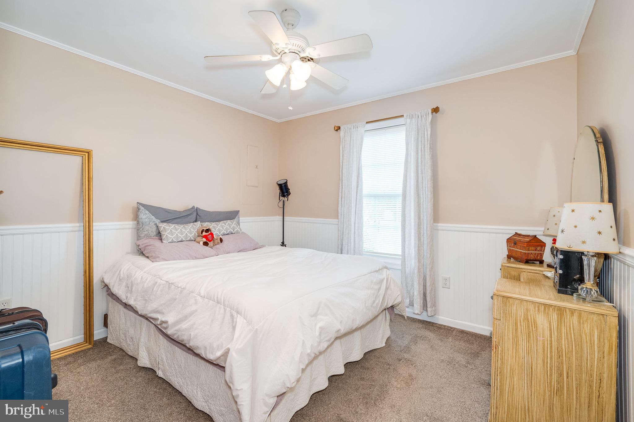 PINE GROVE ESTATES - Residential