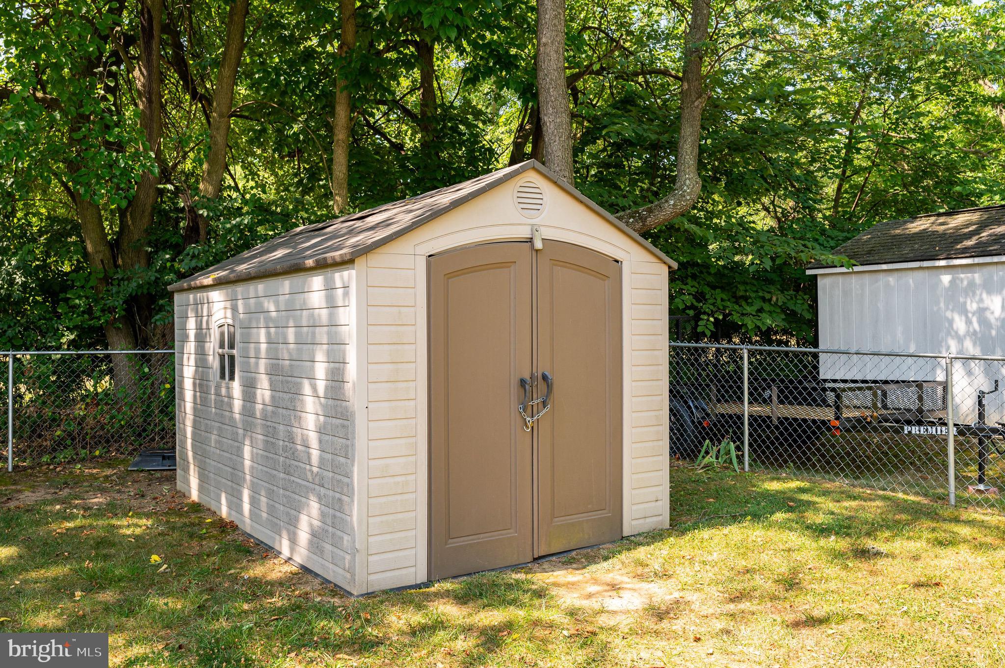 PINE GROVE ESTATES - Residential