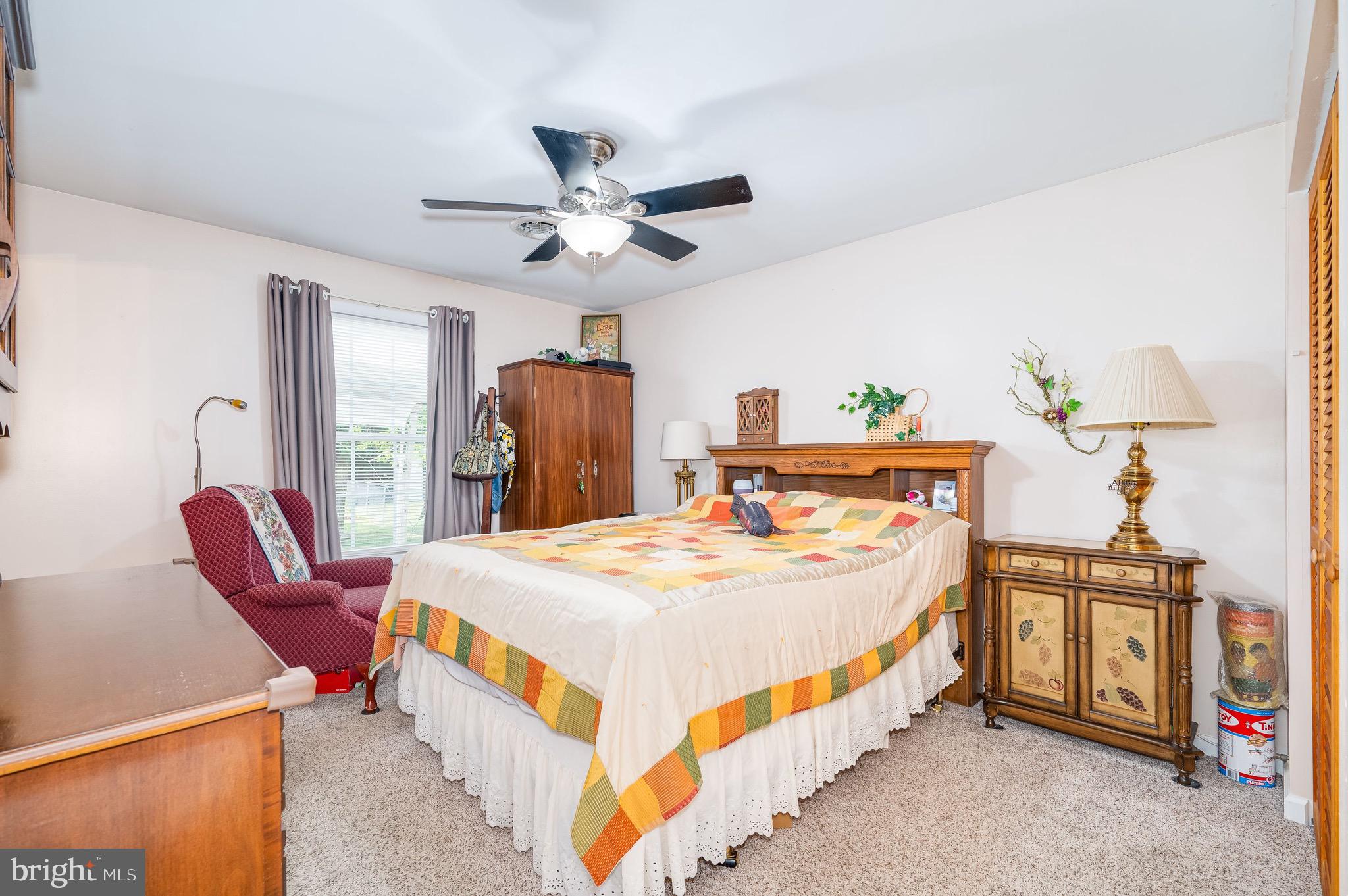 PINE GROVE ESTATES - Residential