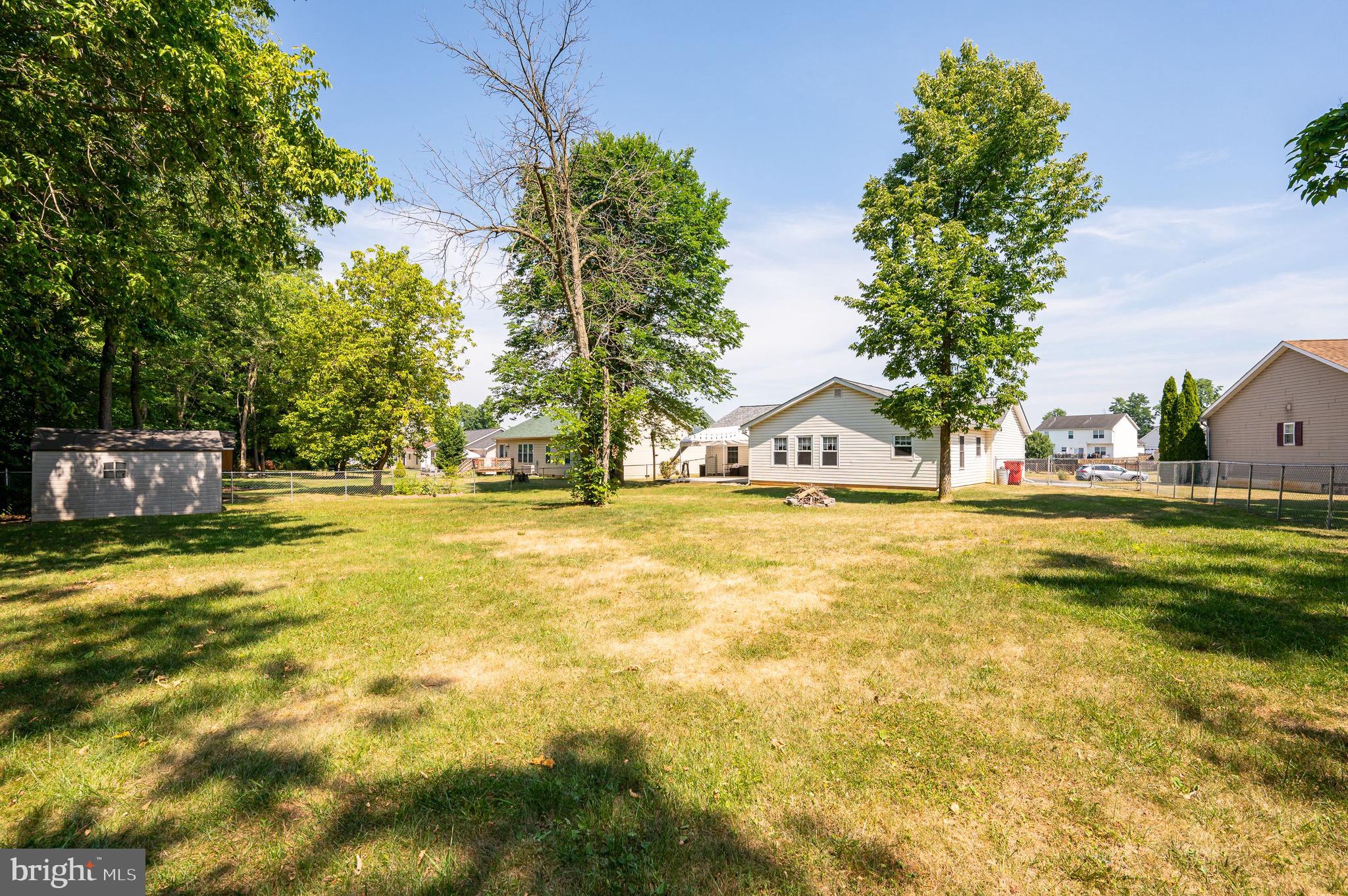 PINE GROVE ESTATES - Residential