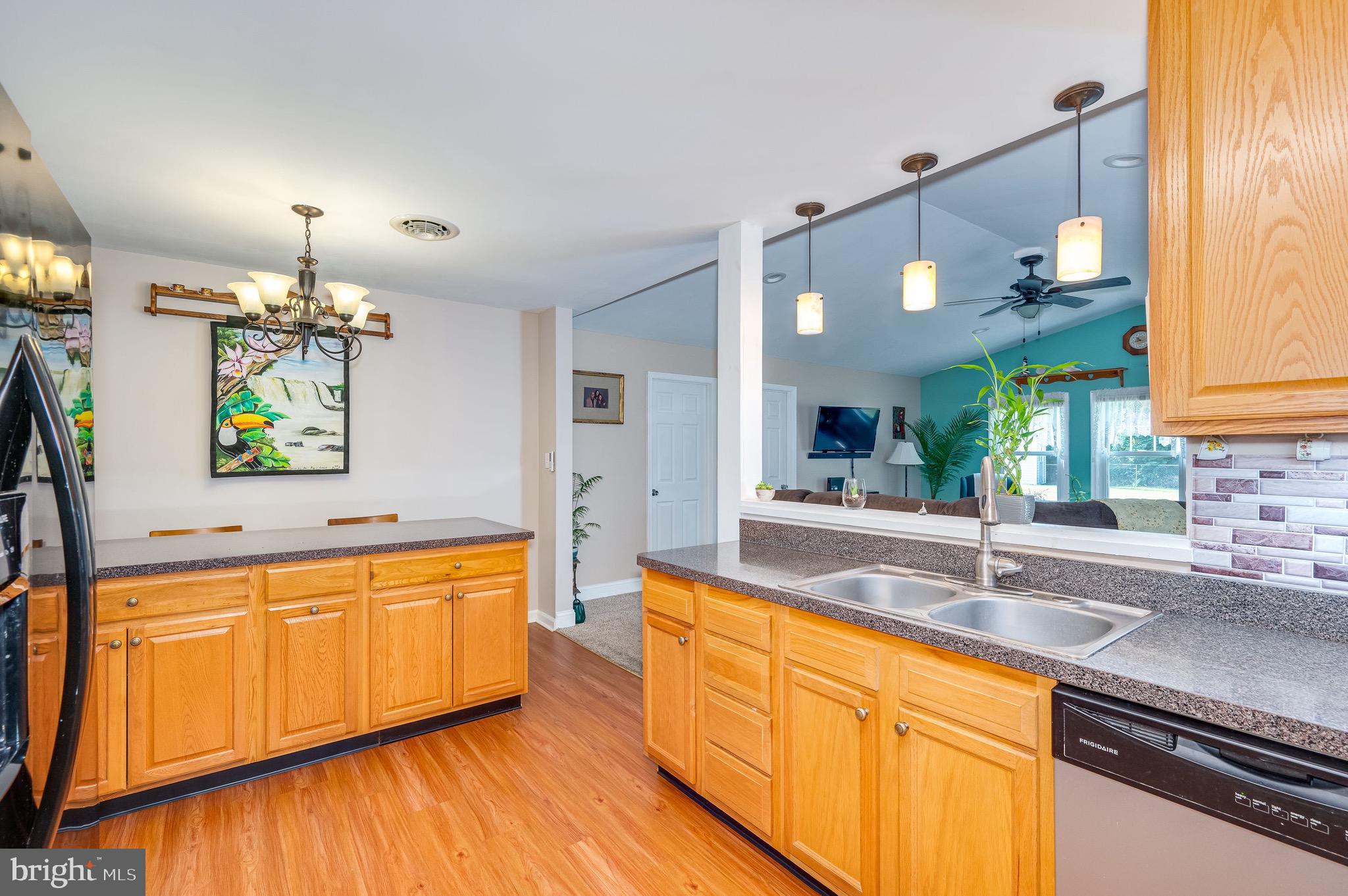 PINE GROVE ESTATES - Residential