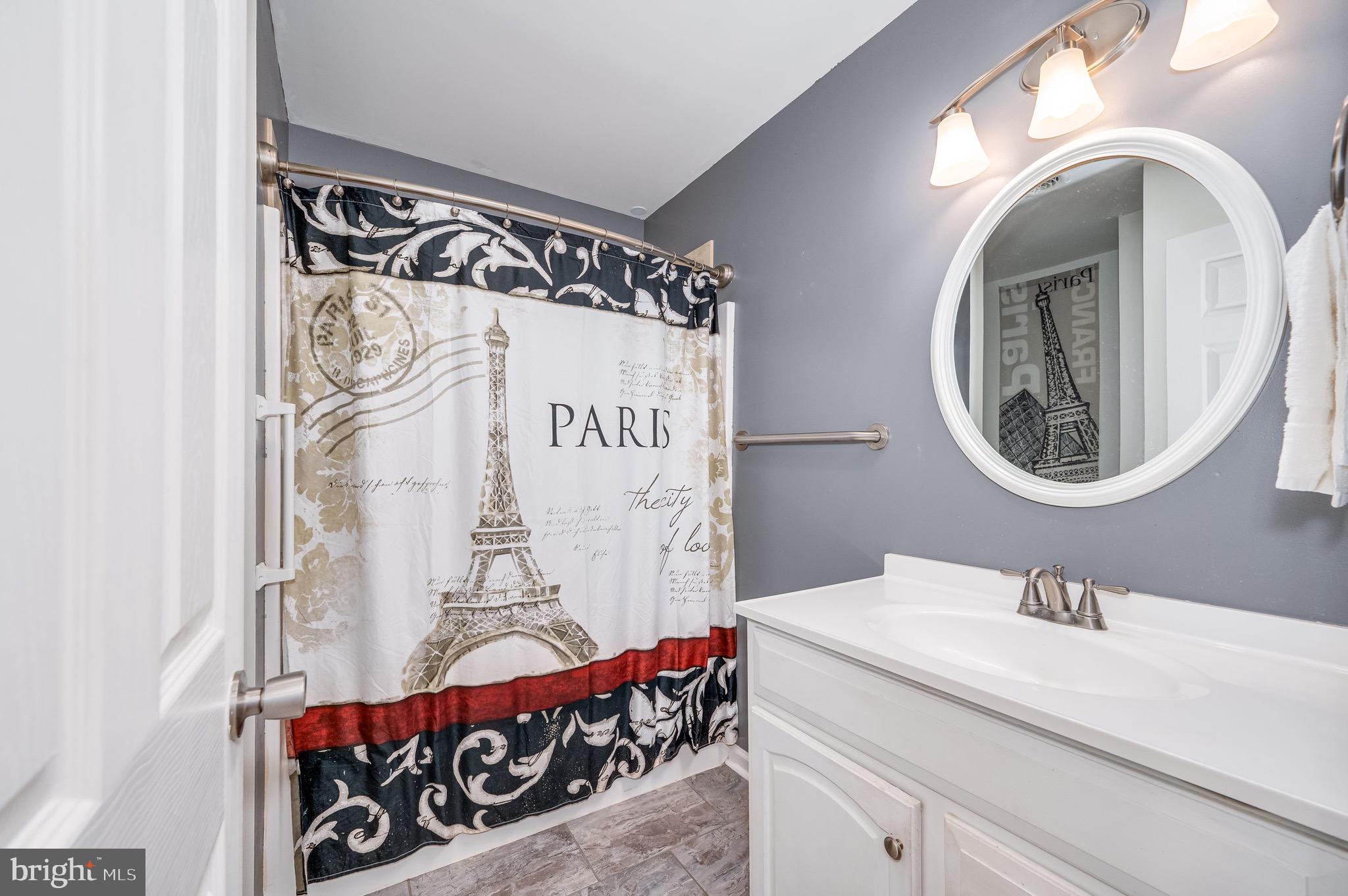 PINE GROVE ESTATES - Residential