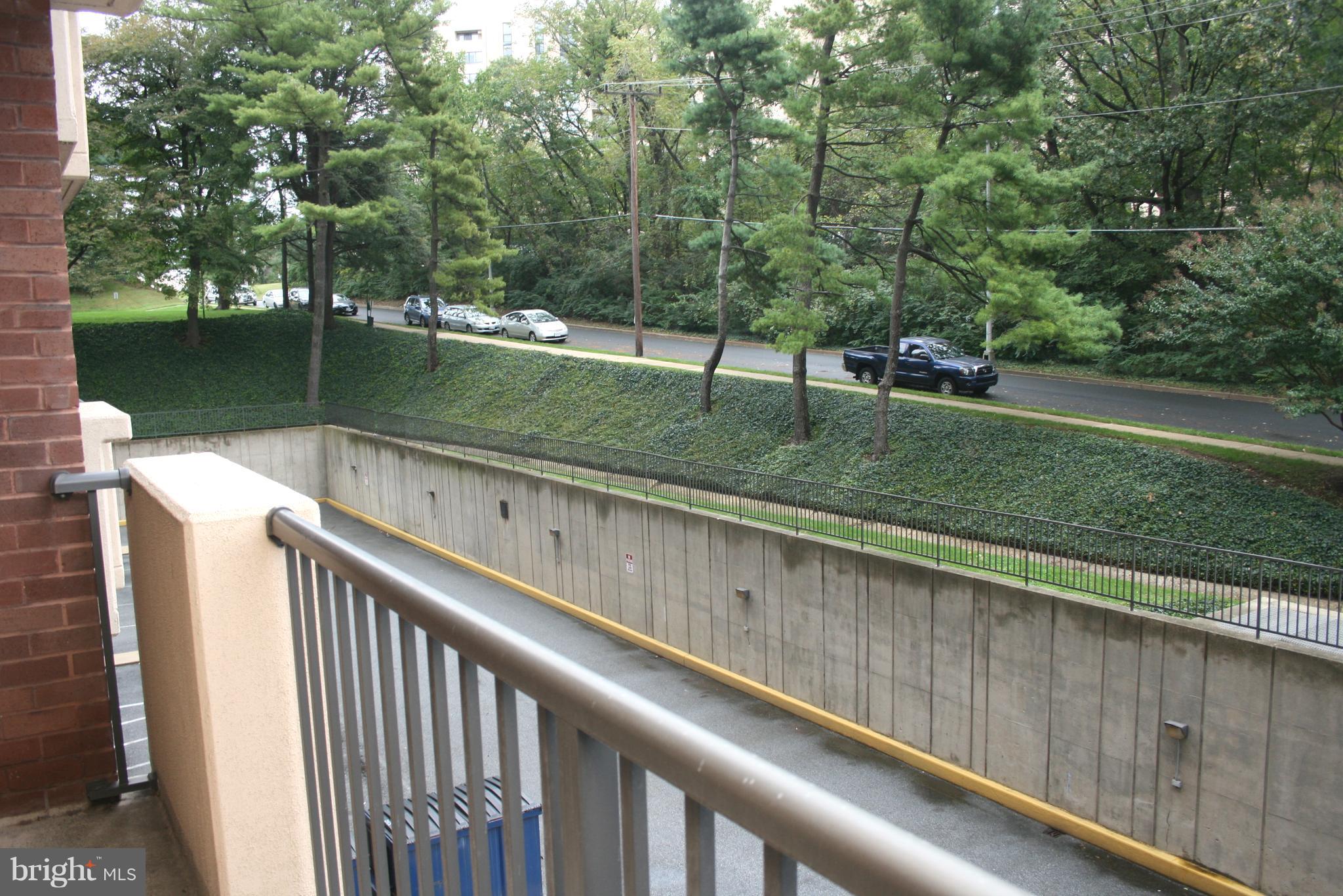 PENTAGON CITY - Residential