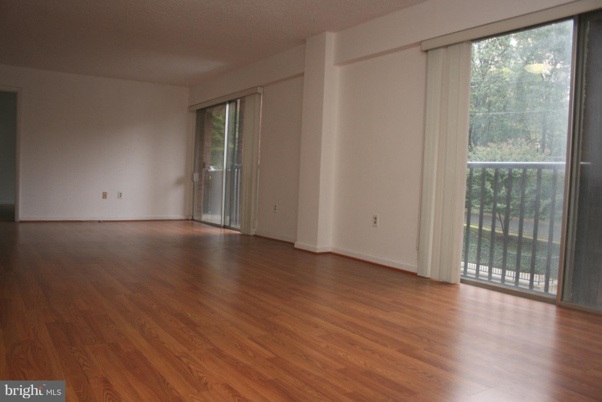 PENTAGON CITY - Residential