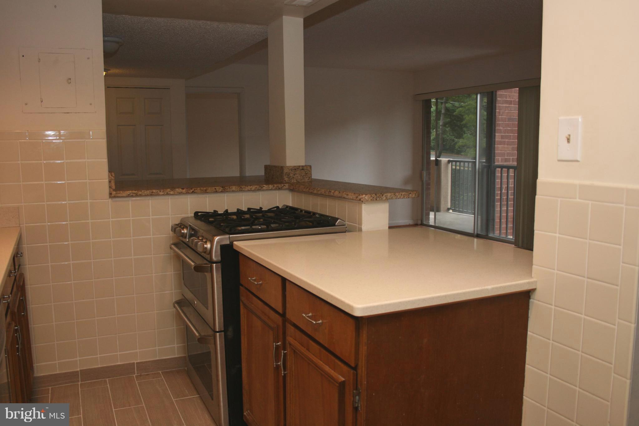 PENTAGON CITY - Residential