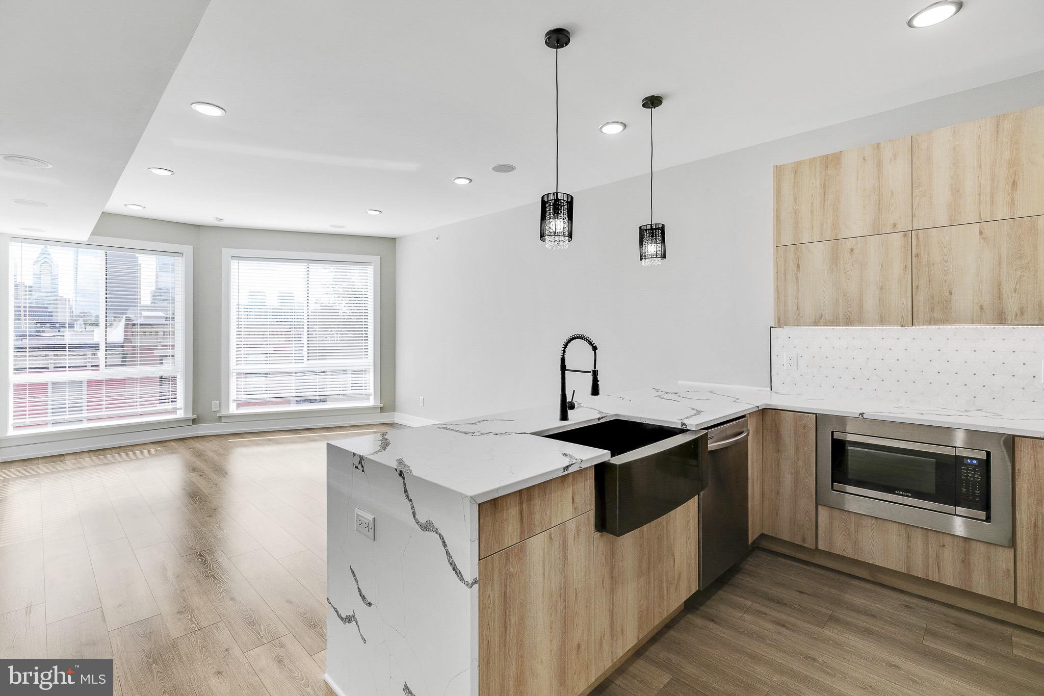 FRANCISVILLE - Residential Lease