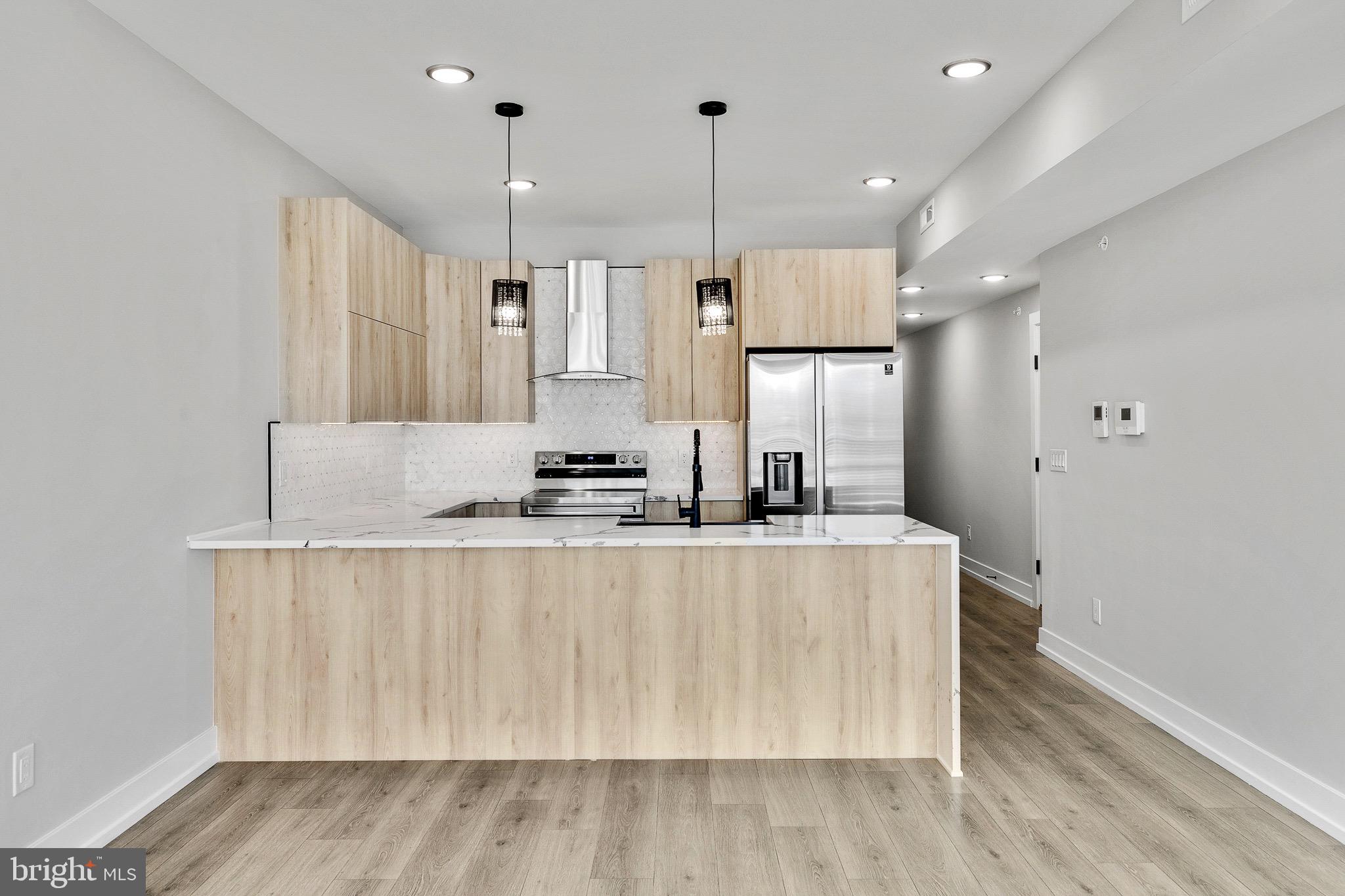 FRANCISVILLE - Residential Lease