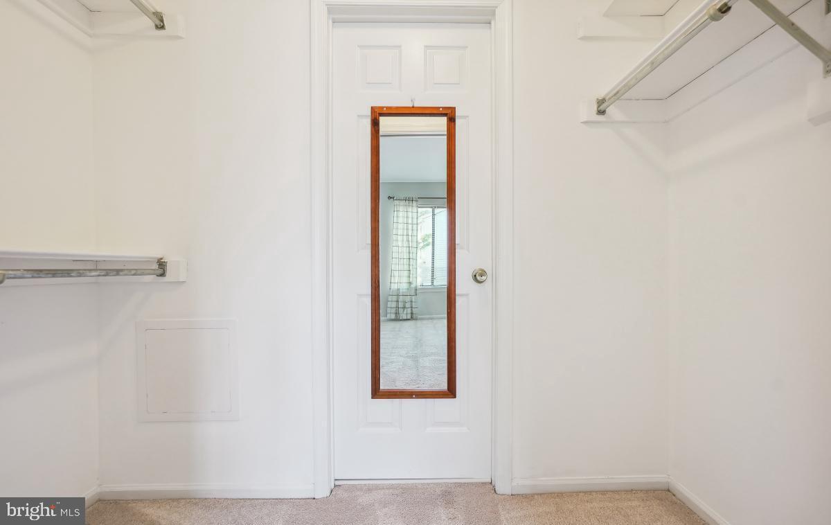 BATTERY HEIGHTS - Residential Lease