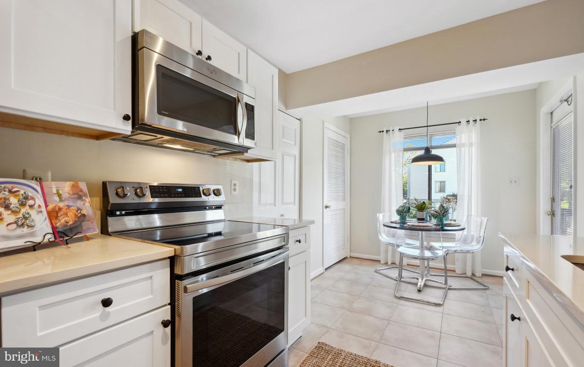 BATTERY HEIGHTS - Residential Lease