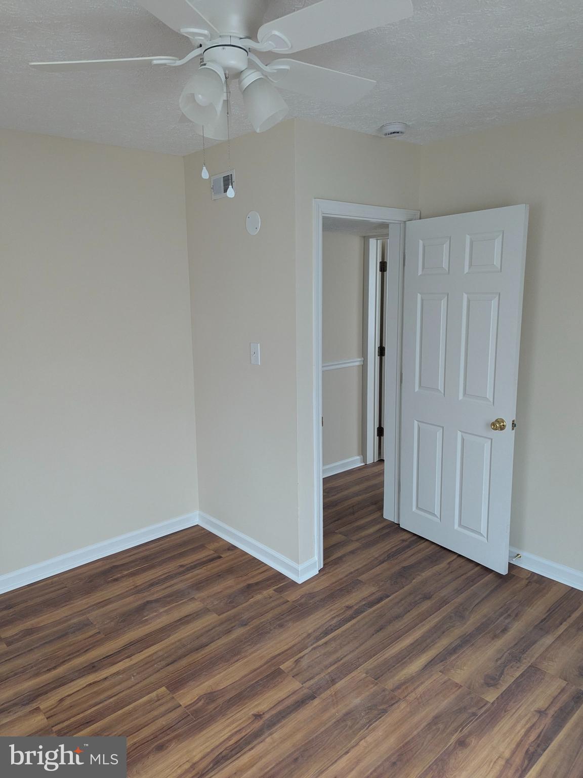 SWAN MEADOWS - Residential