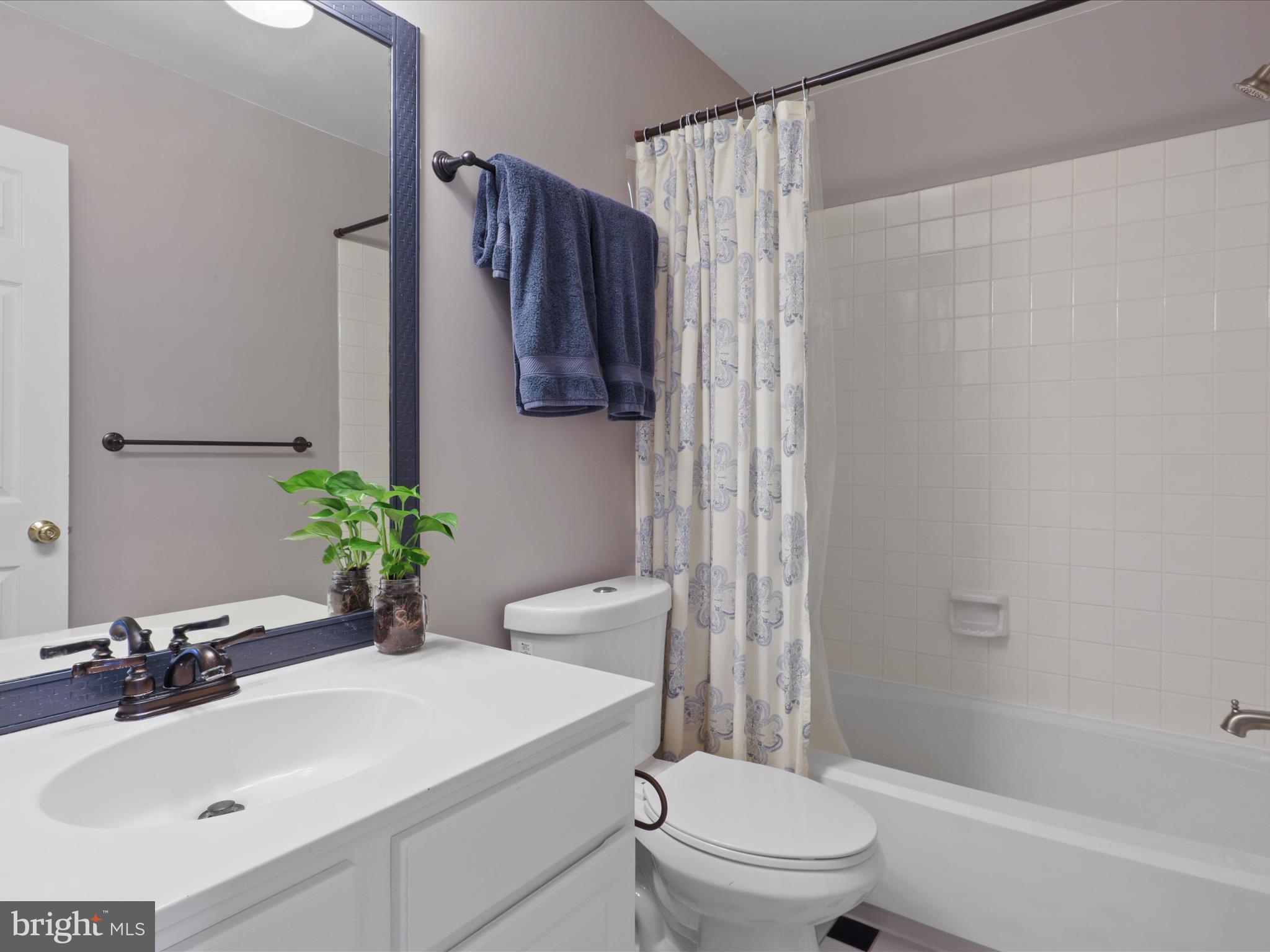 ASHBURN FARM - Residential