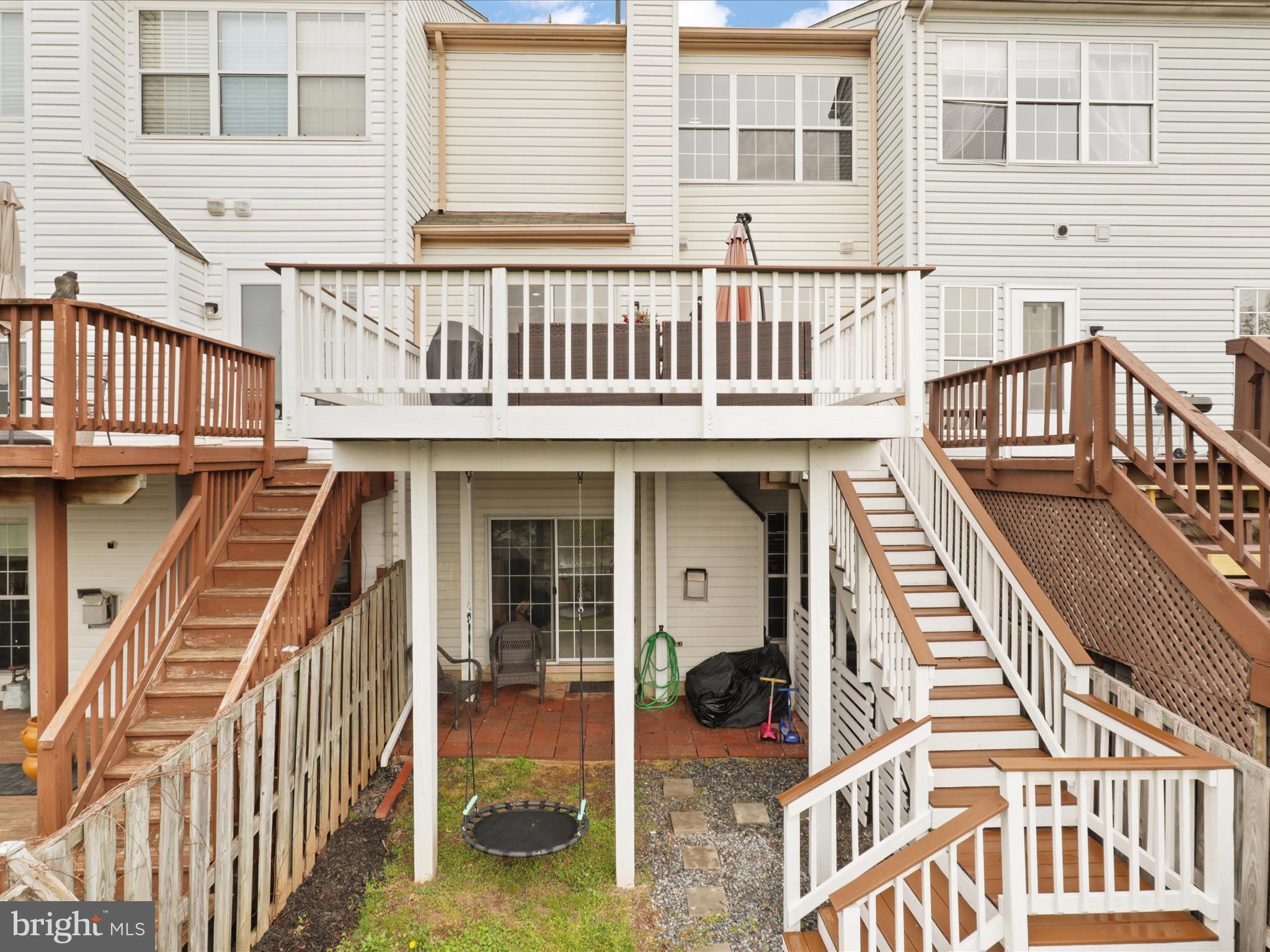 ASHBURN FARM - Residential