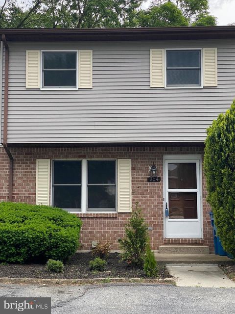 204 MARION AVENUE CARLISLE PA 17013
