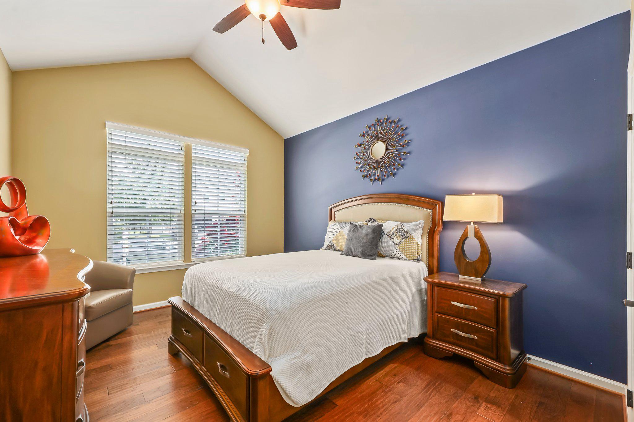 7136 SHEPHERDSTOWN ROAD