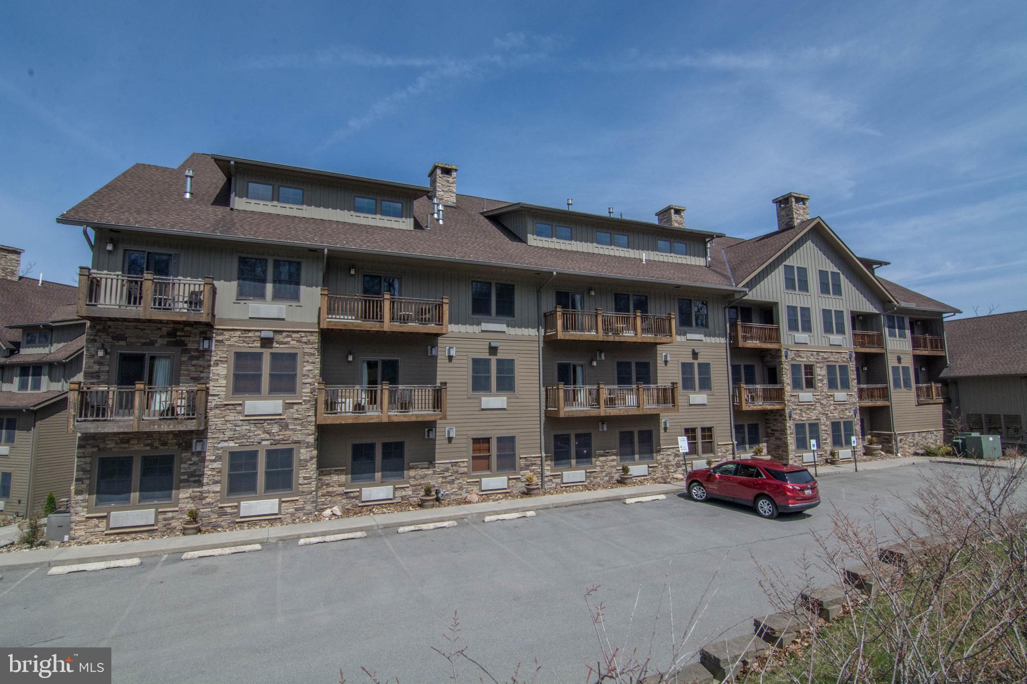 SILVER TREE SUITES - Residential