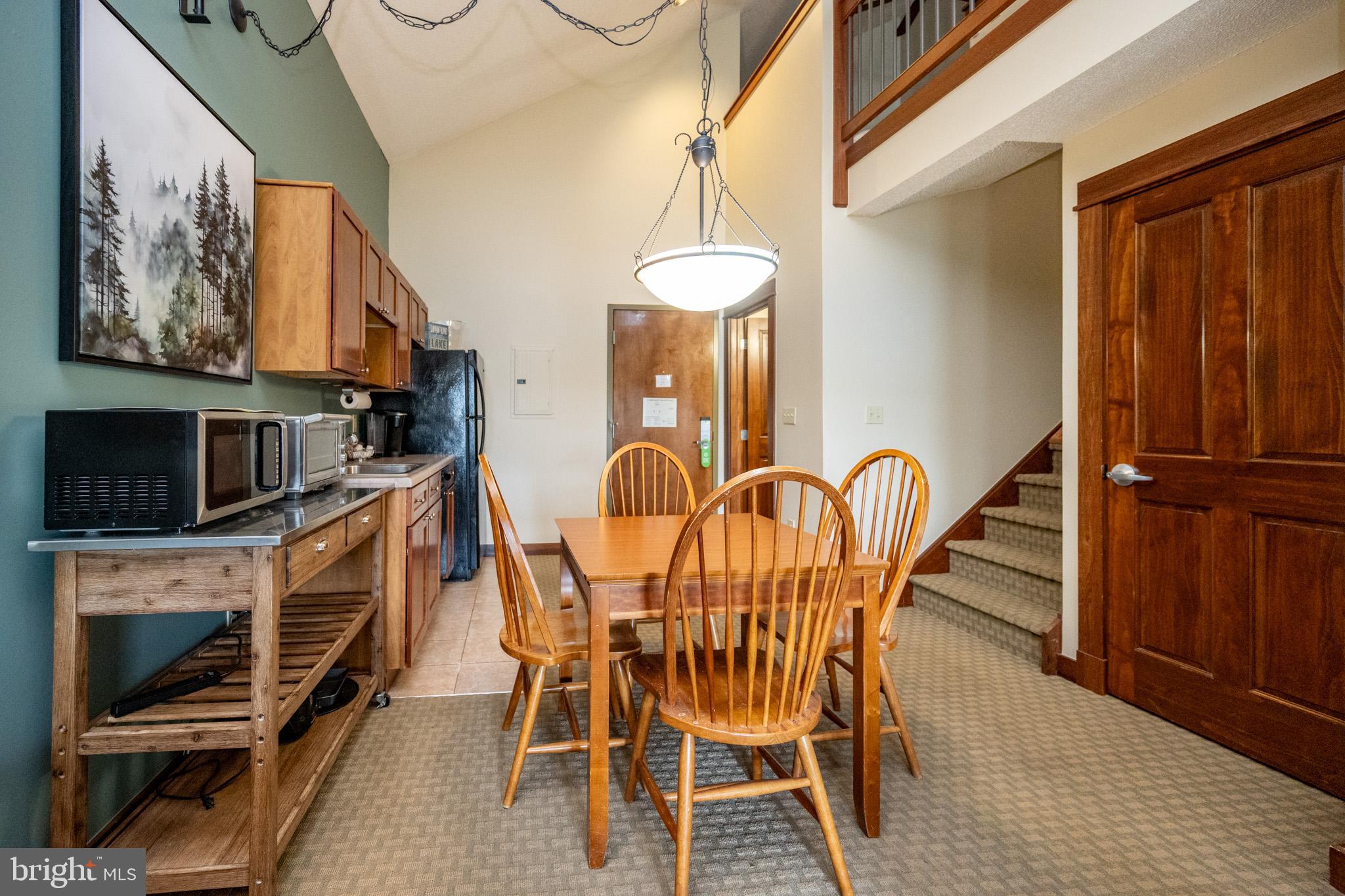 SILVER TREE SUITES - Residential