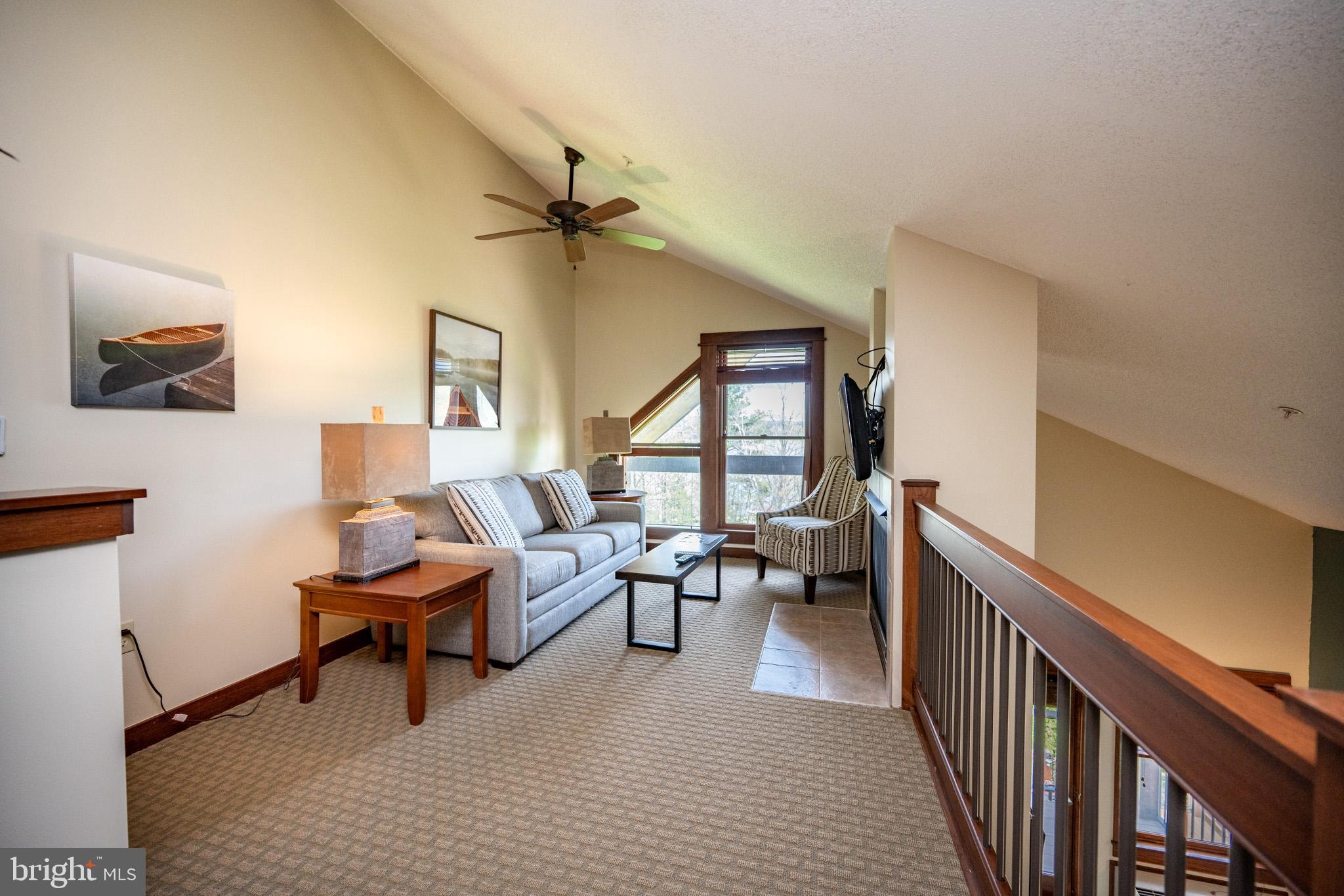 SILVER TREE SUITES - Residential