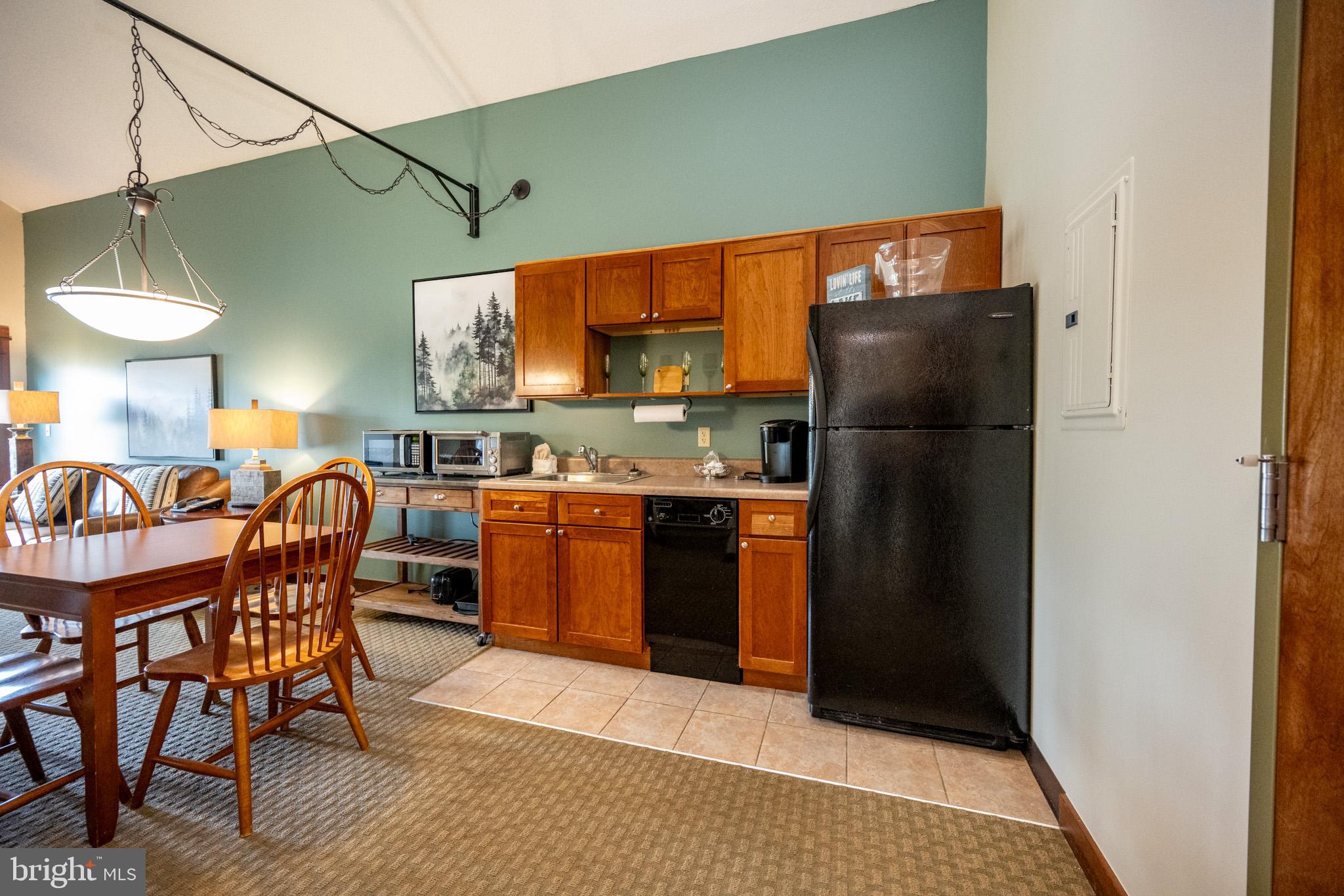 SILVER TREE SUITES - Residential