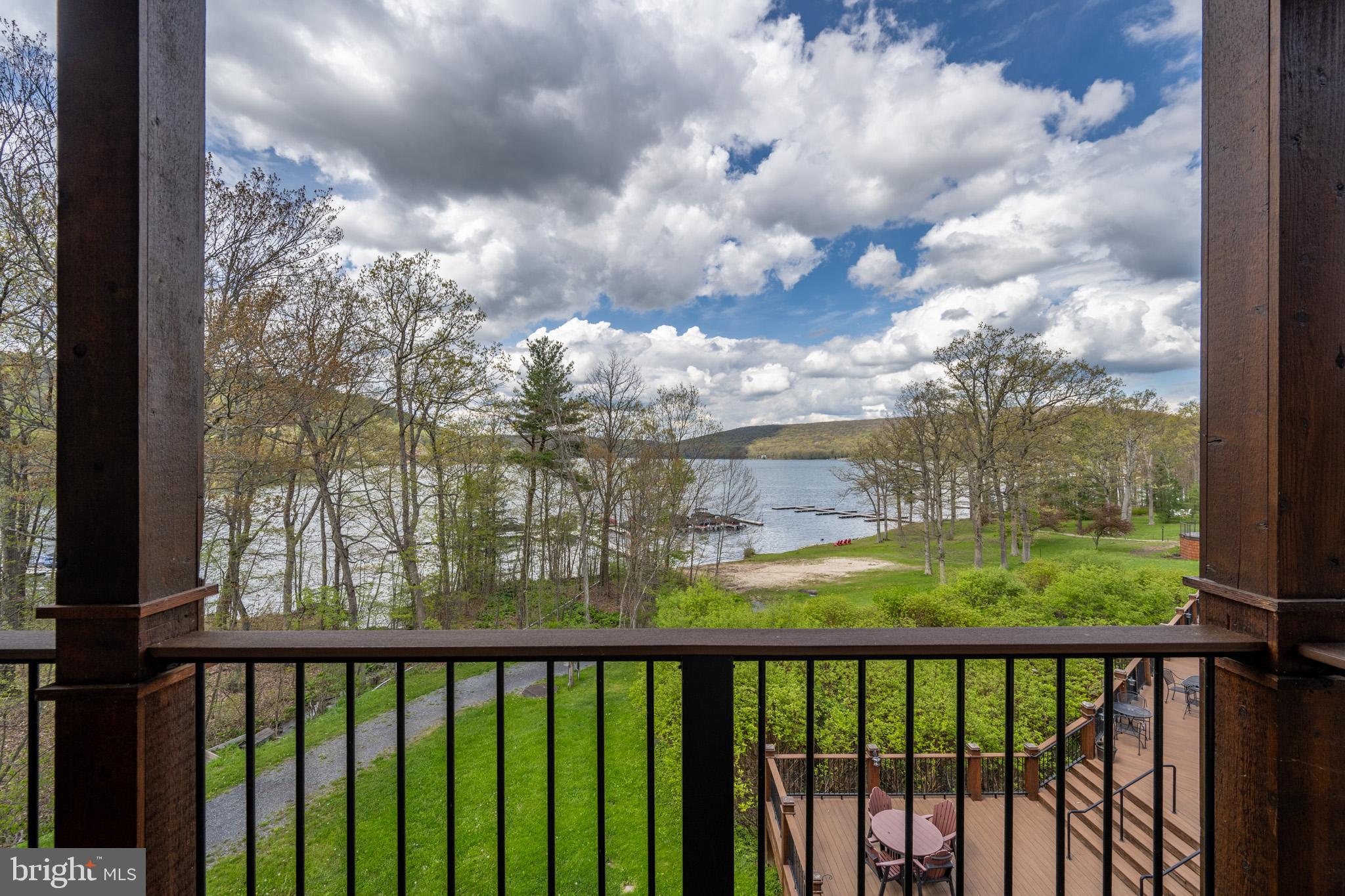 SILVER TREE SUITES - Residential