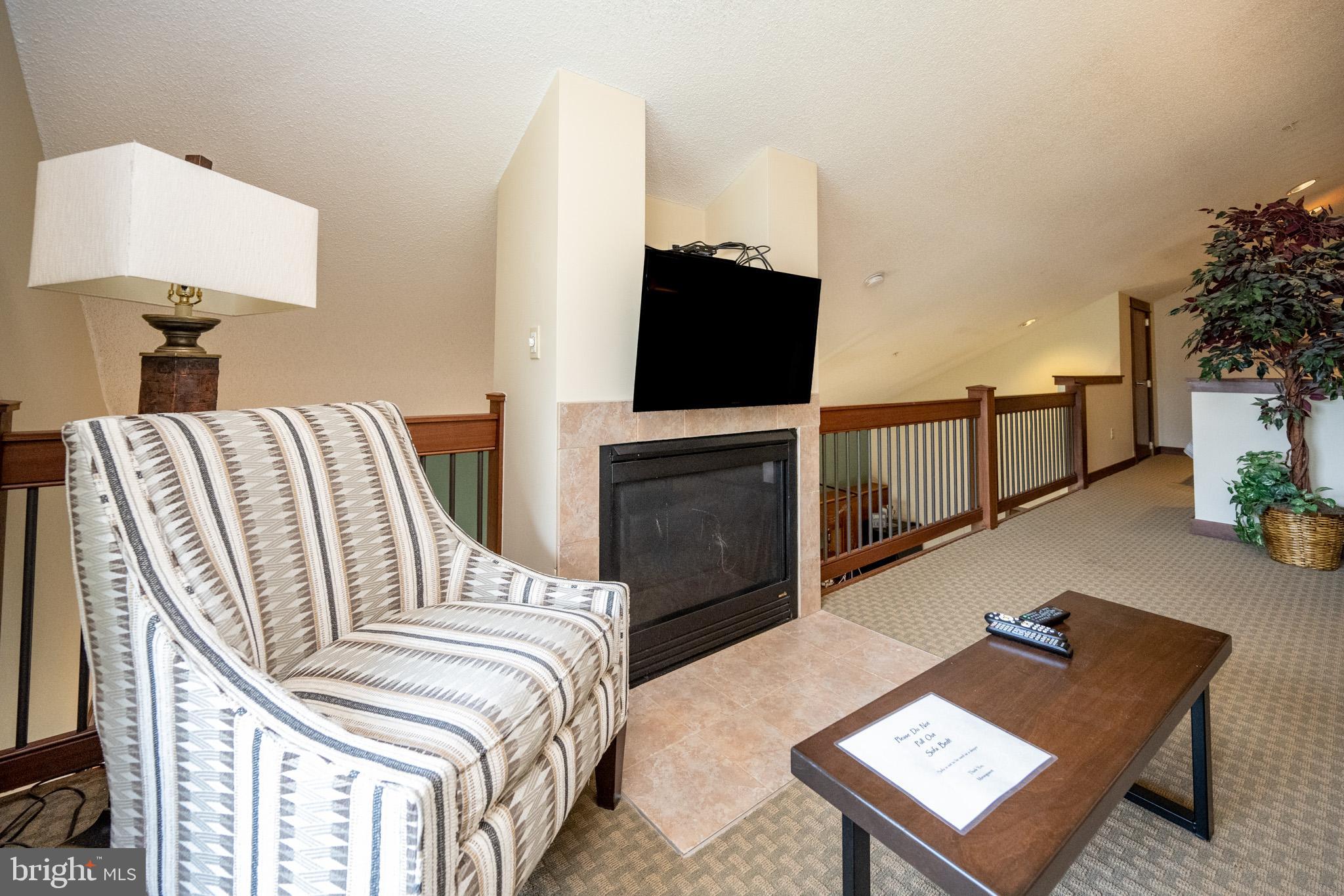 SILVER TREE SUITES - Residential