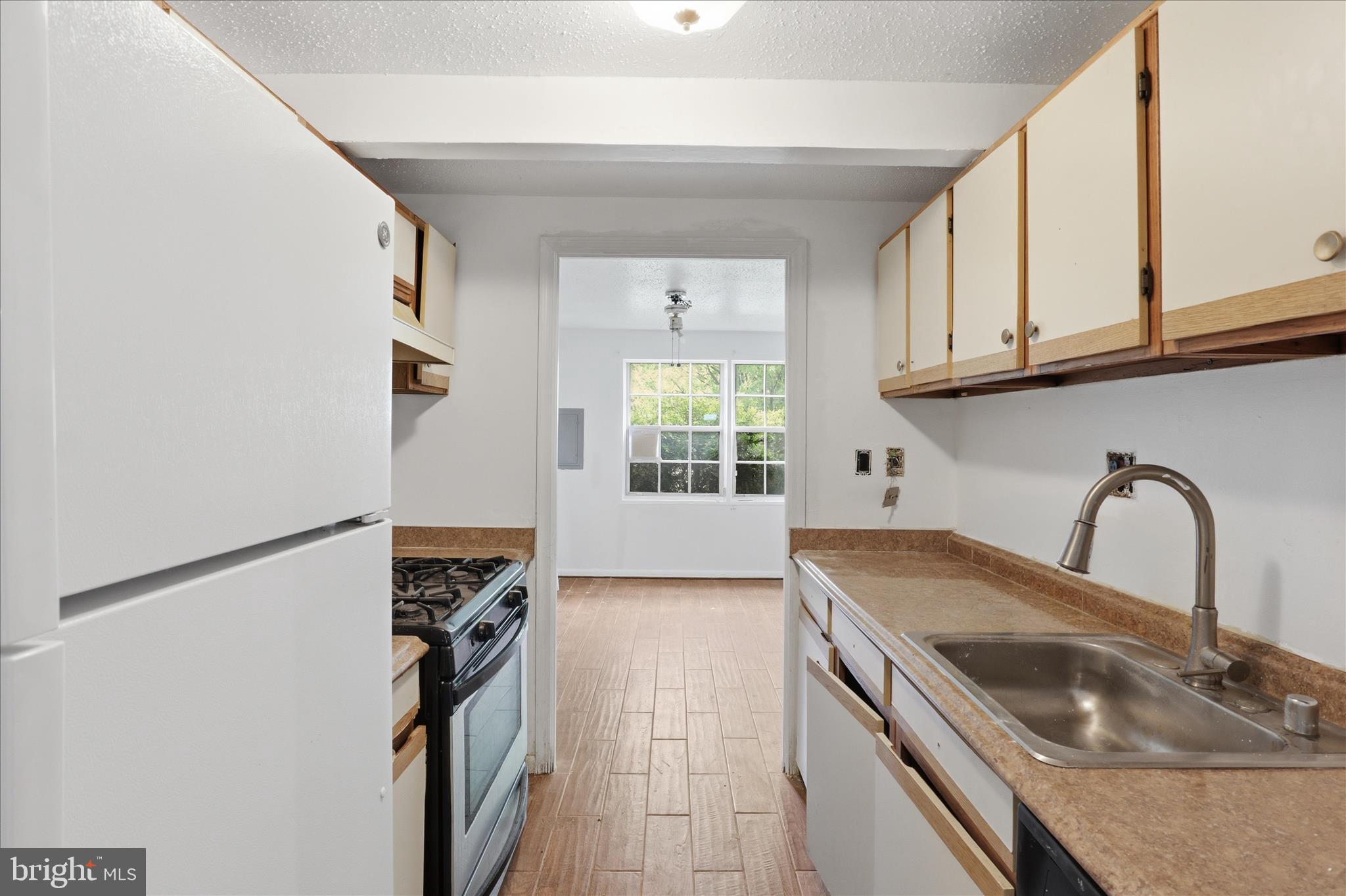 HYATTSVILLE - Residential