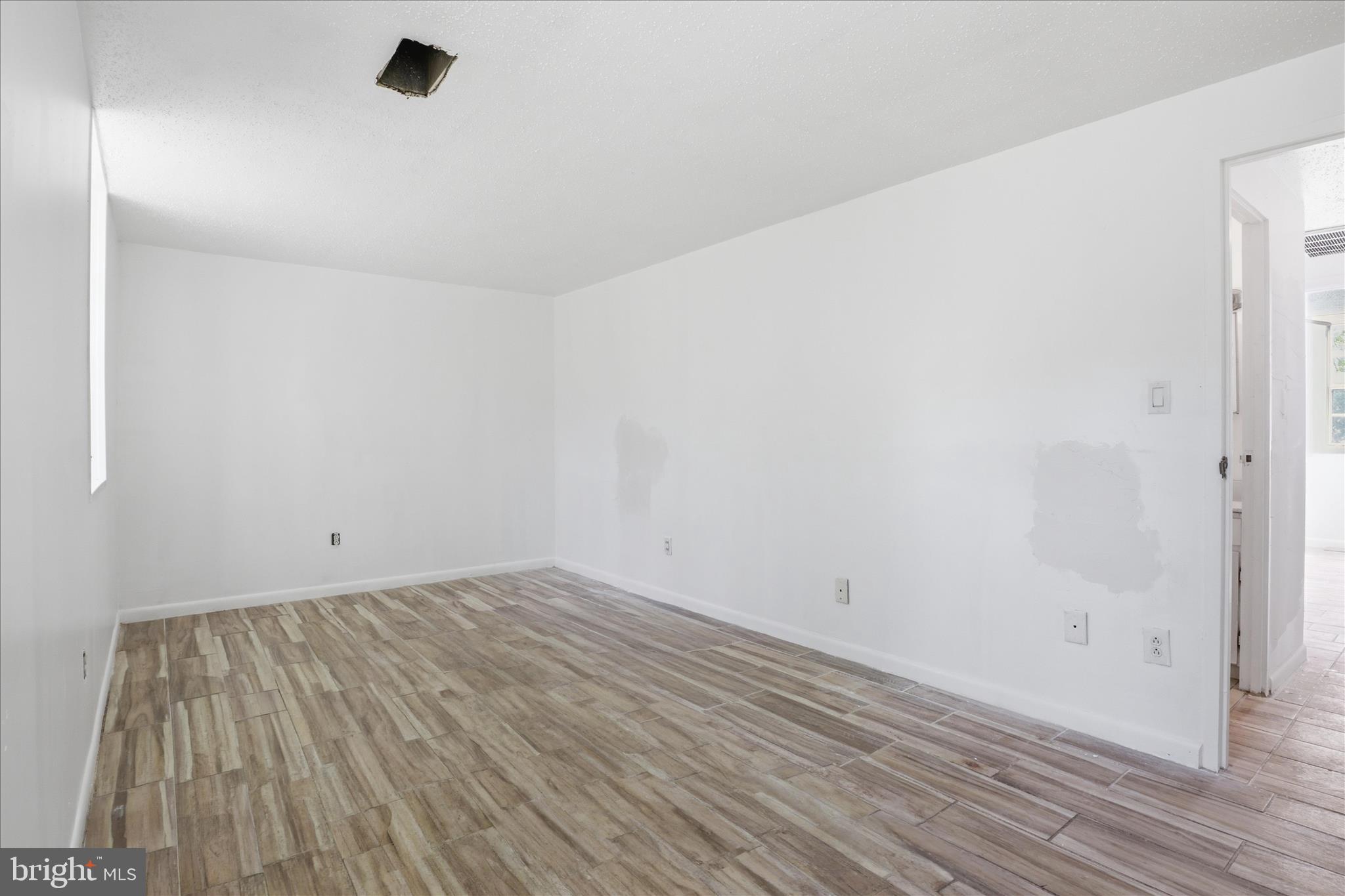 HYATTSVILLE - Residential